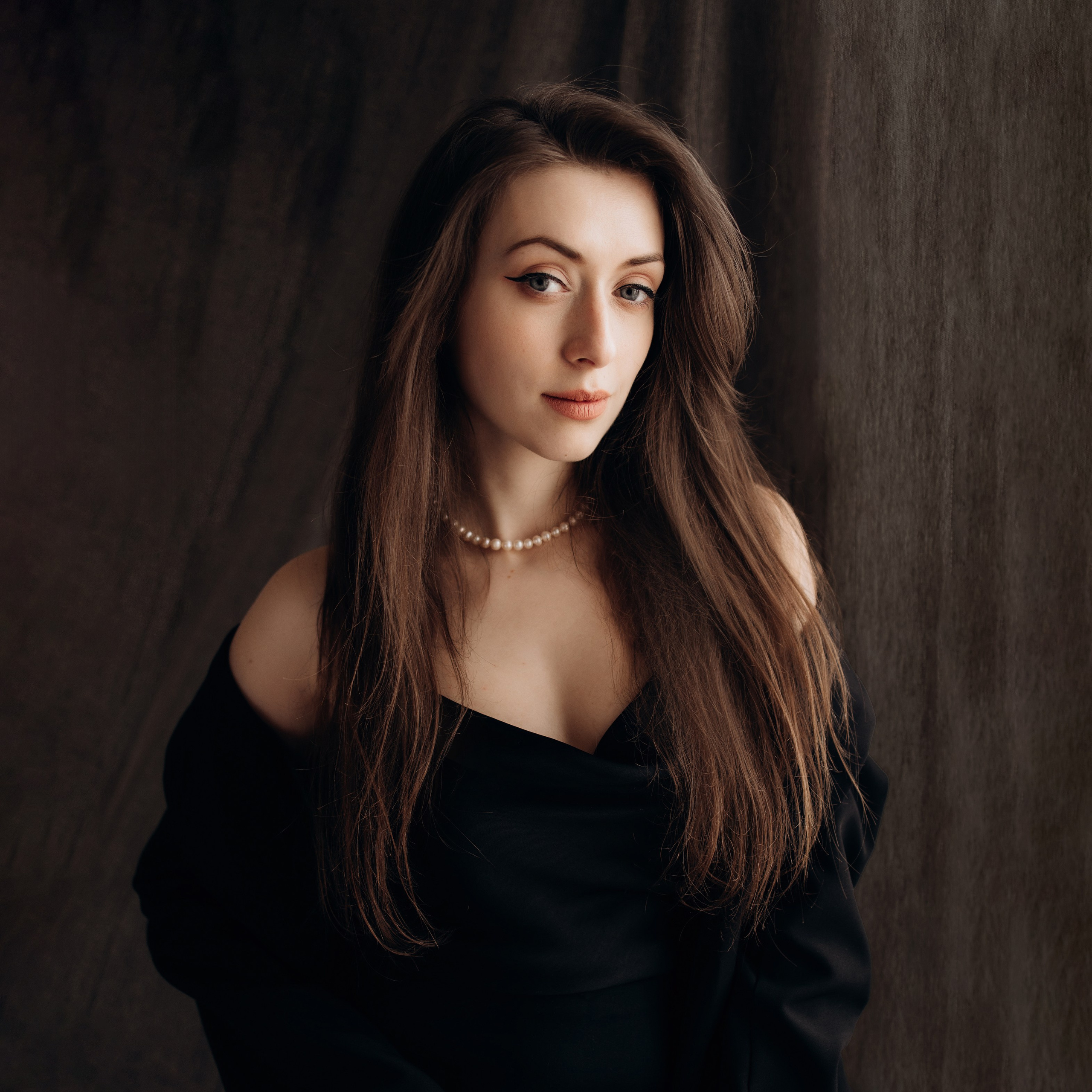 Wedding Photographer in Izmail, Constanta, Braila, Galati, Bucharest — Julia Dickinson