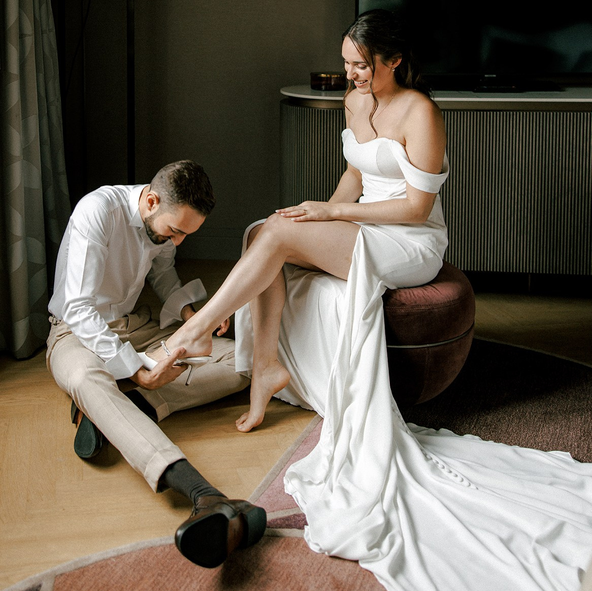 Get in touch. Wedding and Family Photographer Switzerland and Italy. Valeria Diaz