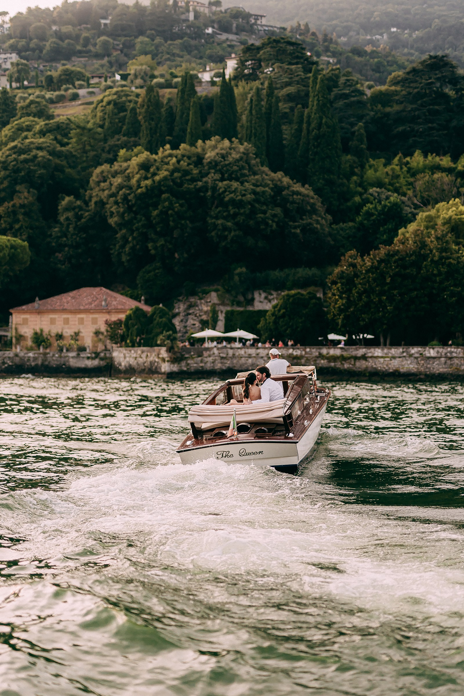 Lake Como Elopement Timeline 2027: Sample Schedules & Tips