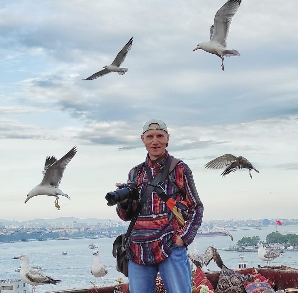 Контакты. Wedding, family and lifestyle photographer Anatoly. Photo sessions on rooftops with seagulls. Istanbul