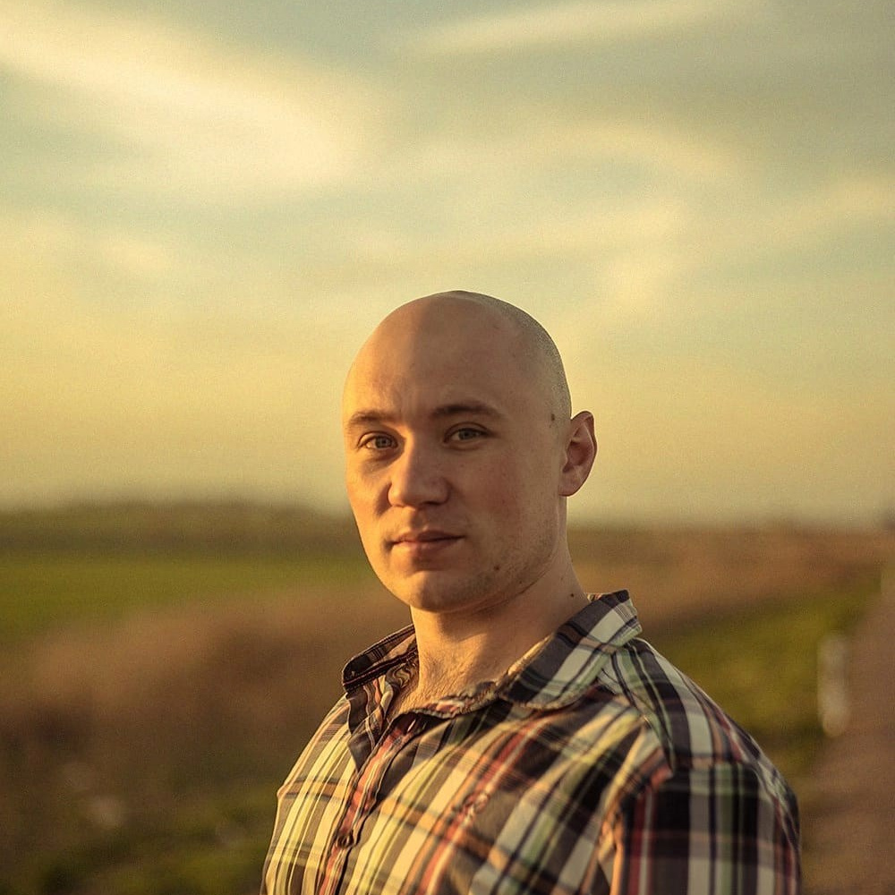 Контакты. Фотограф Вотинов Николай