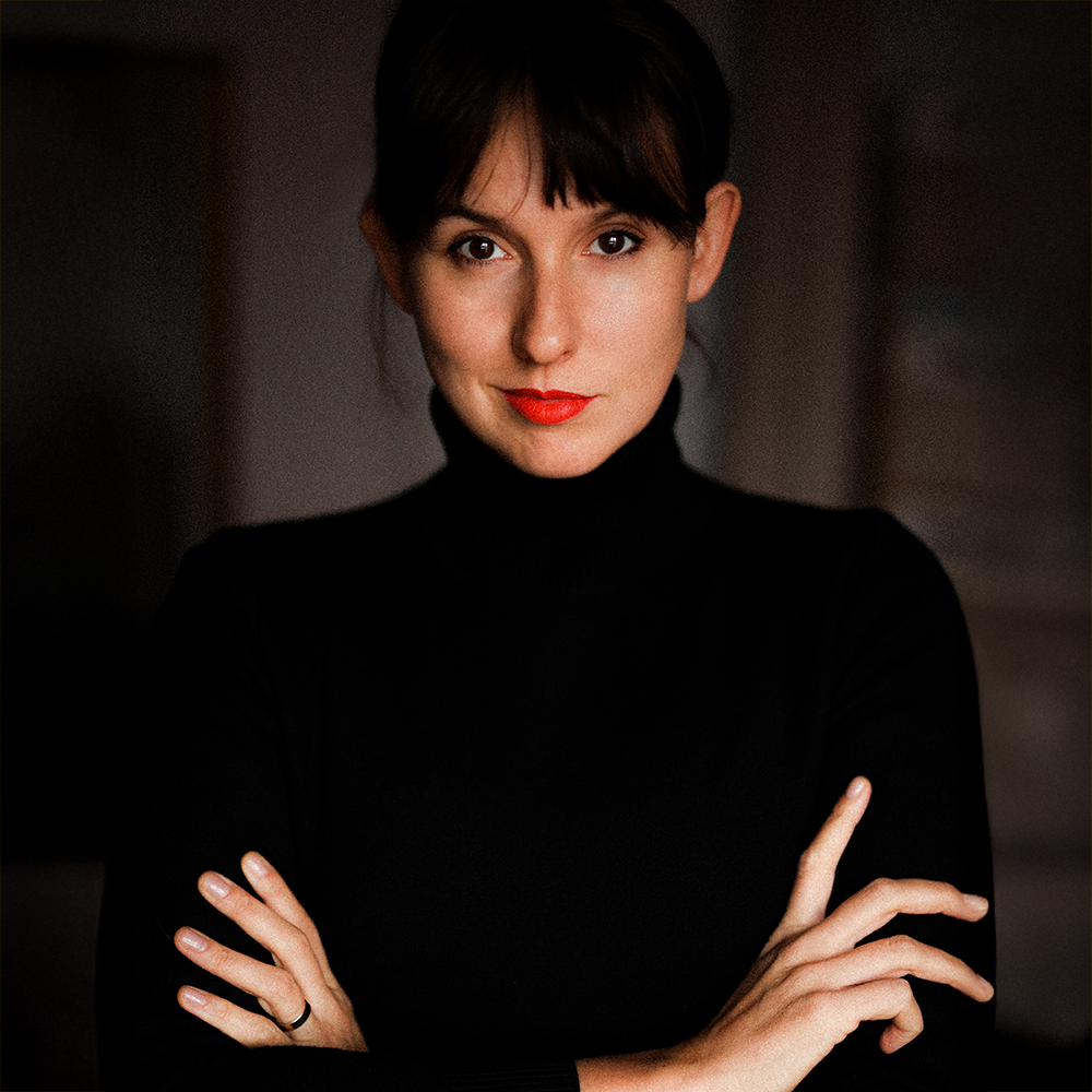 Sasha Amelie Photos — candid lifestyle and engagement photographer in NYC