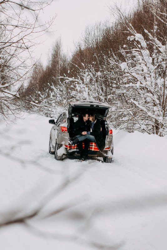 Winter photoshoots guide. Wedding and portrait photographer in Beograd Ekaterina Makedonskaya