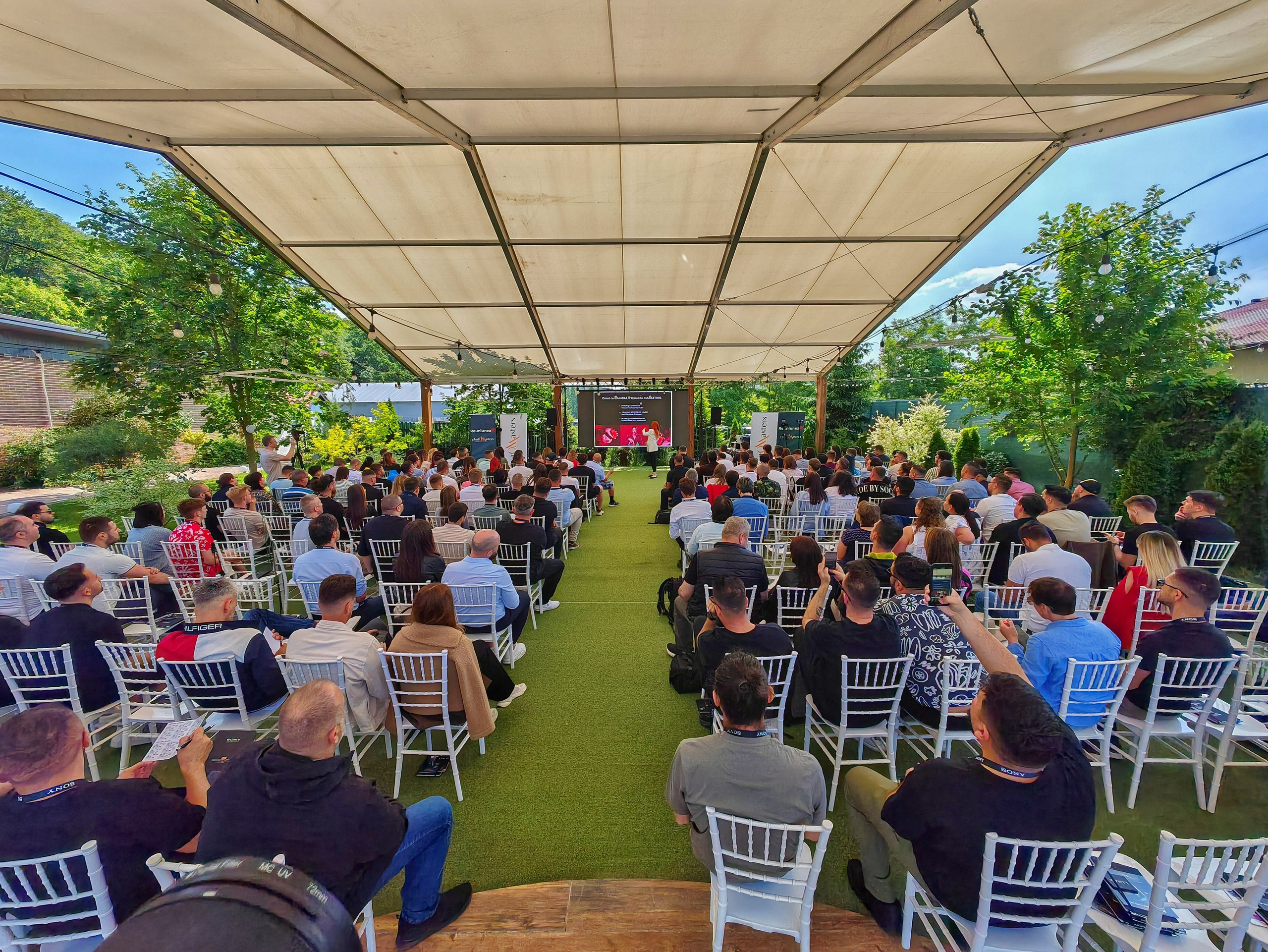 Reuniunea fotografilor 2025. Marius Alex fotograf de eveniment si portret din Suceava