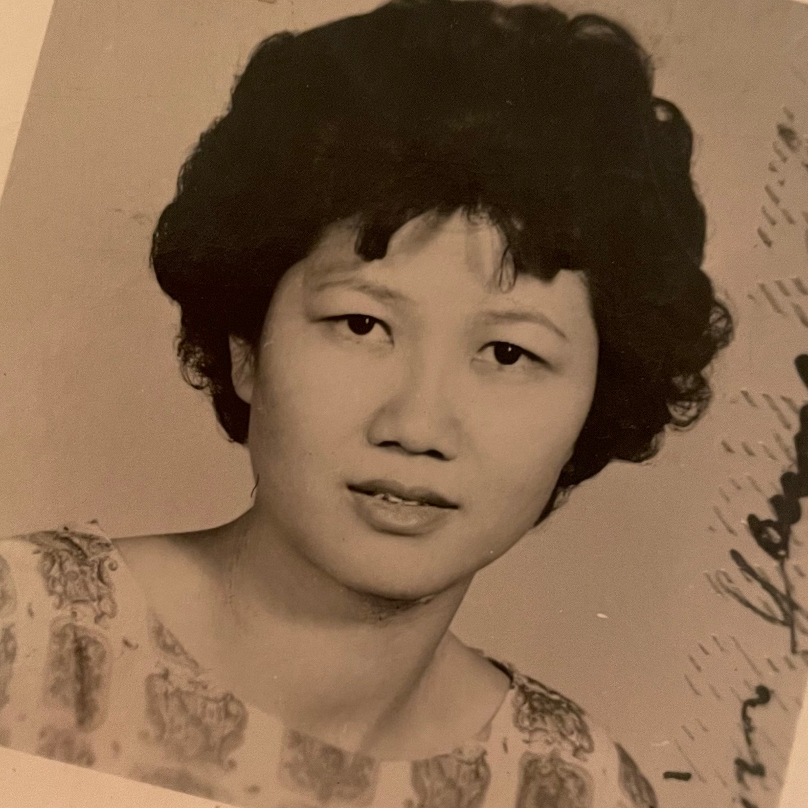 Store history. Fong On