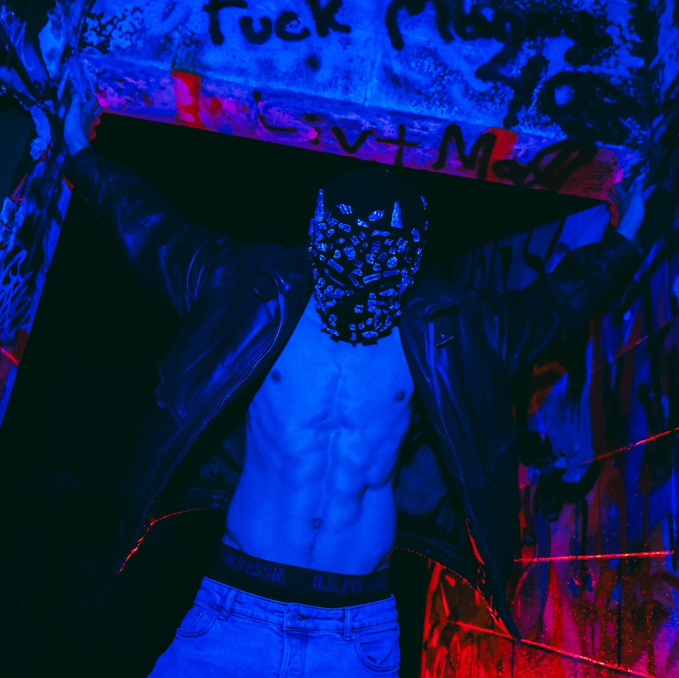 Contact. Karine Photographer|Videographer