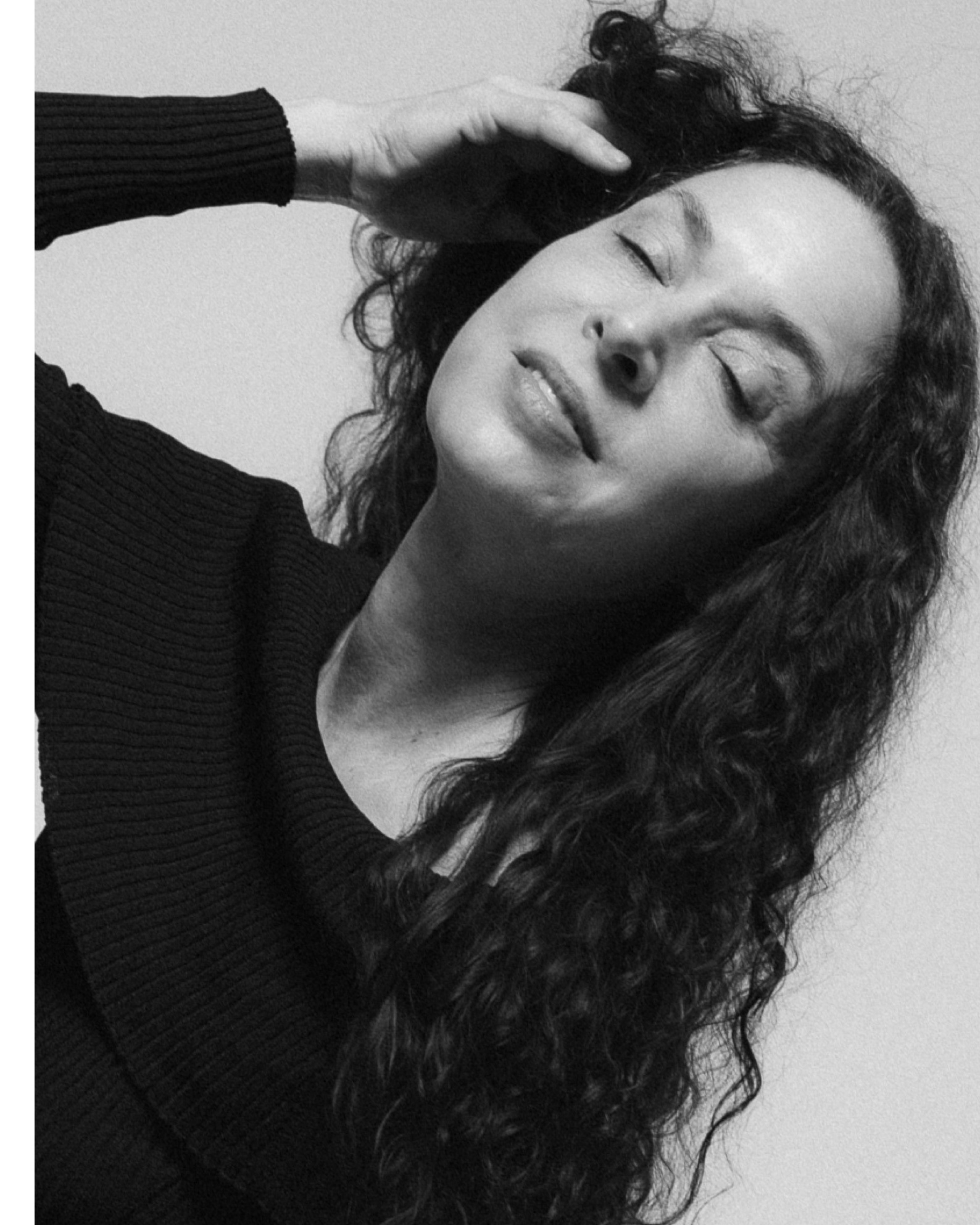 Photographe  portraits féminins & grossesse à Lausanne Angela Liubcenco