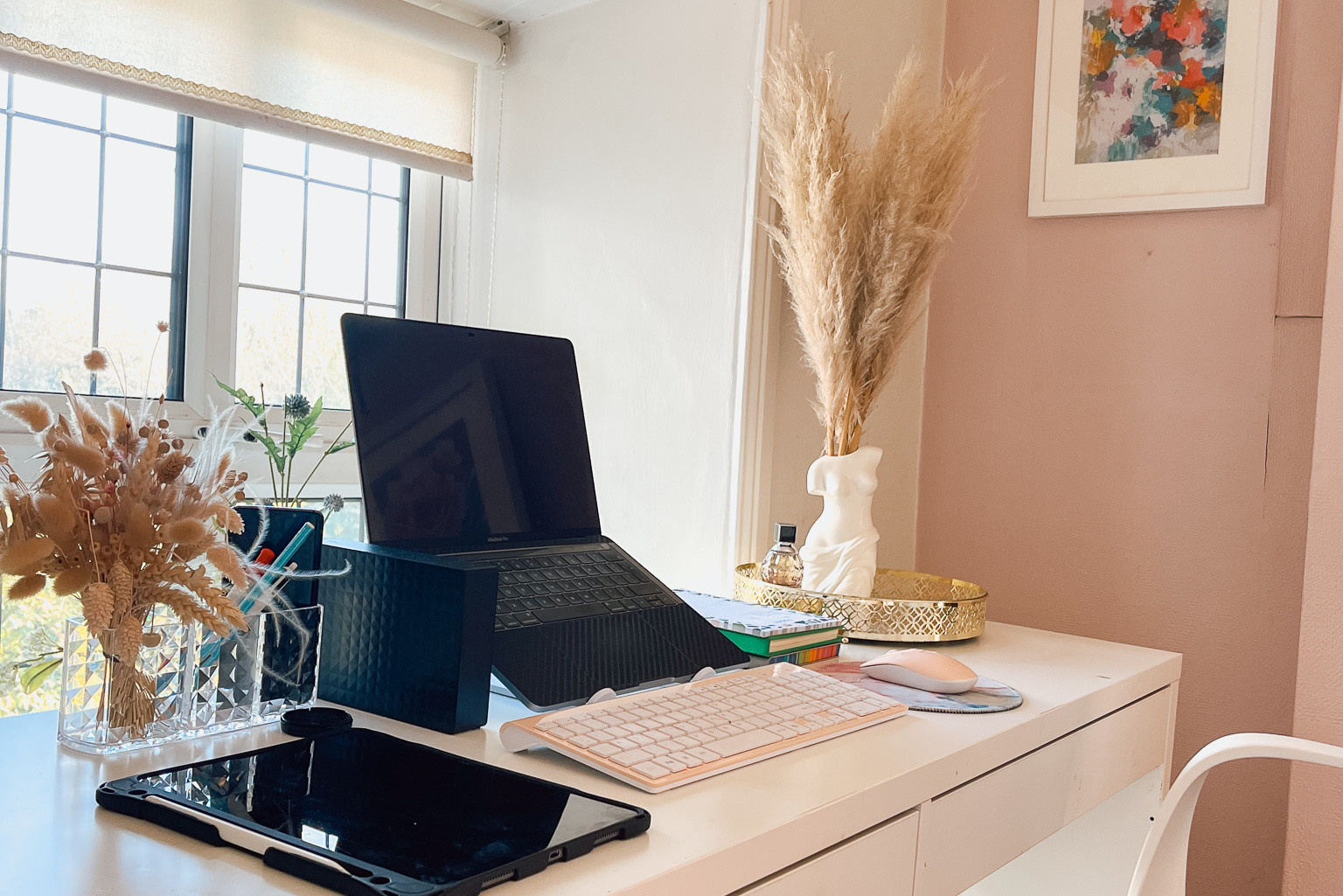 Digital Marketing. Create with Twila