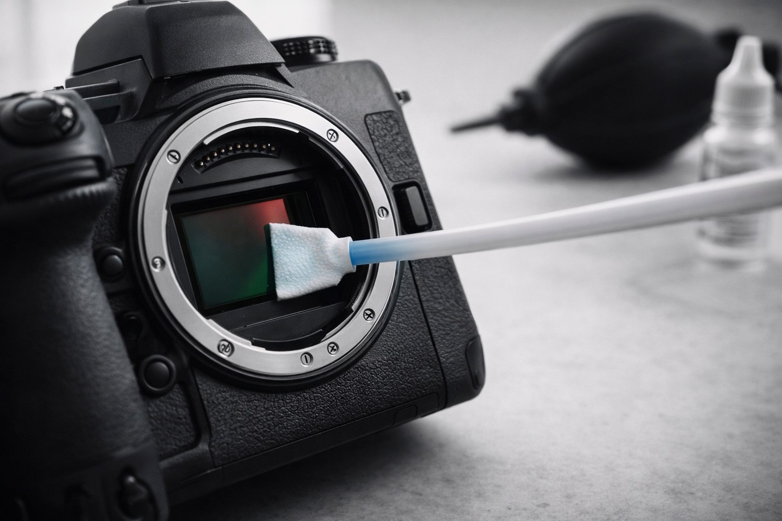 Curațare senzor foto în Brașov.