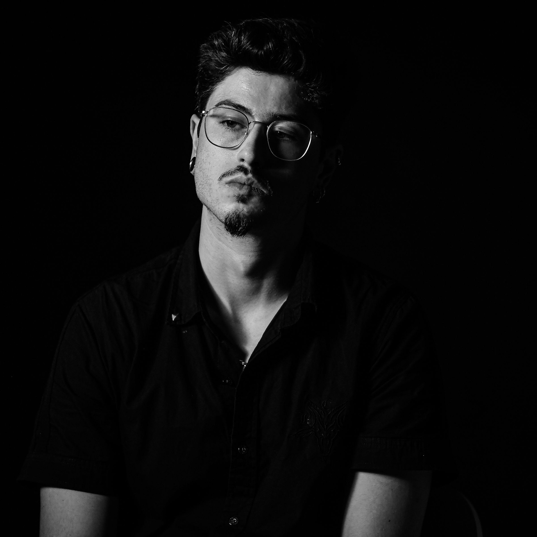 Work with me. Catarina Calheiros