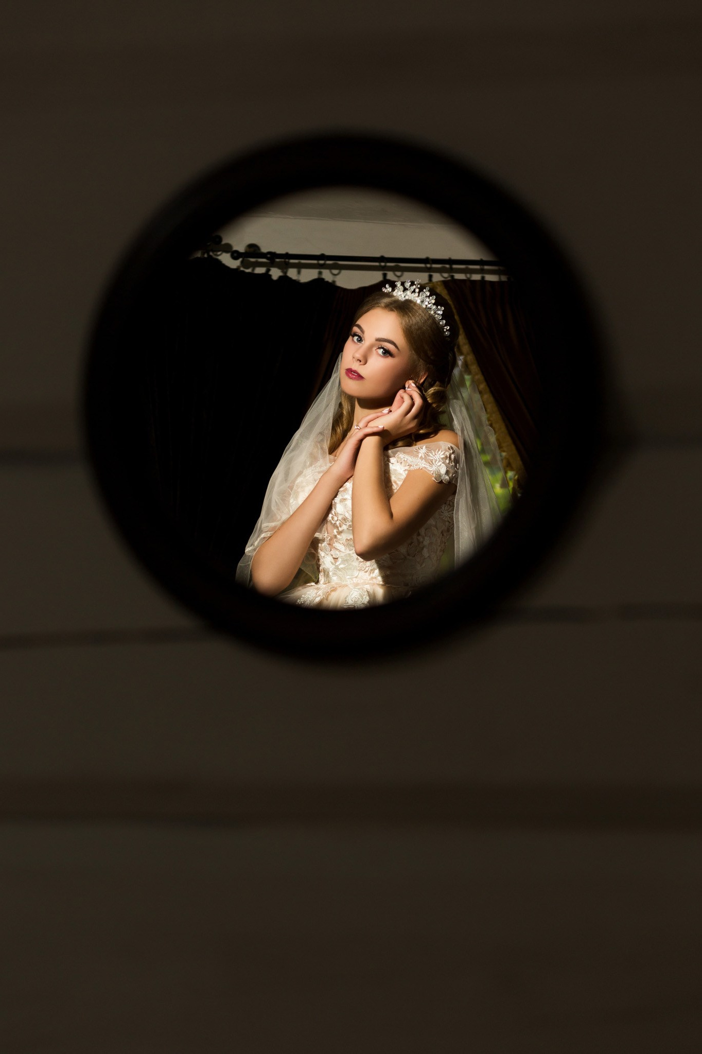 Фотографії з відображенням фотографа Юрія Паліброди