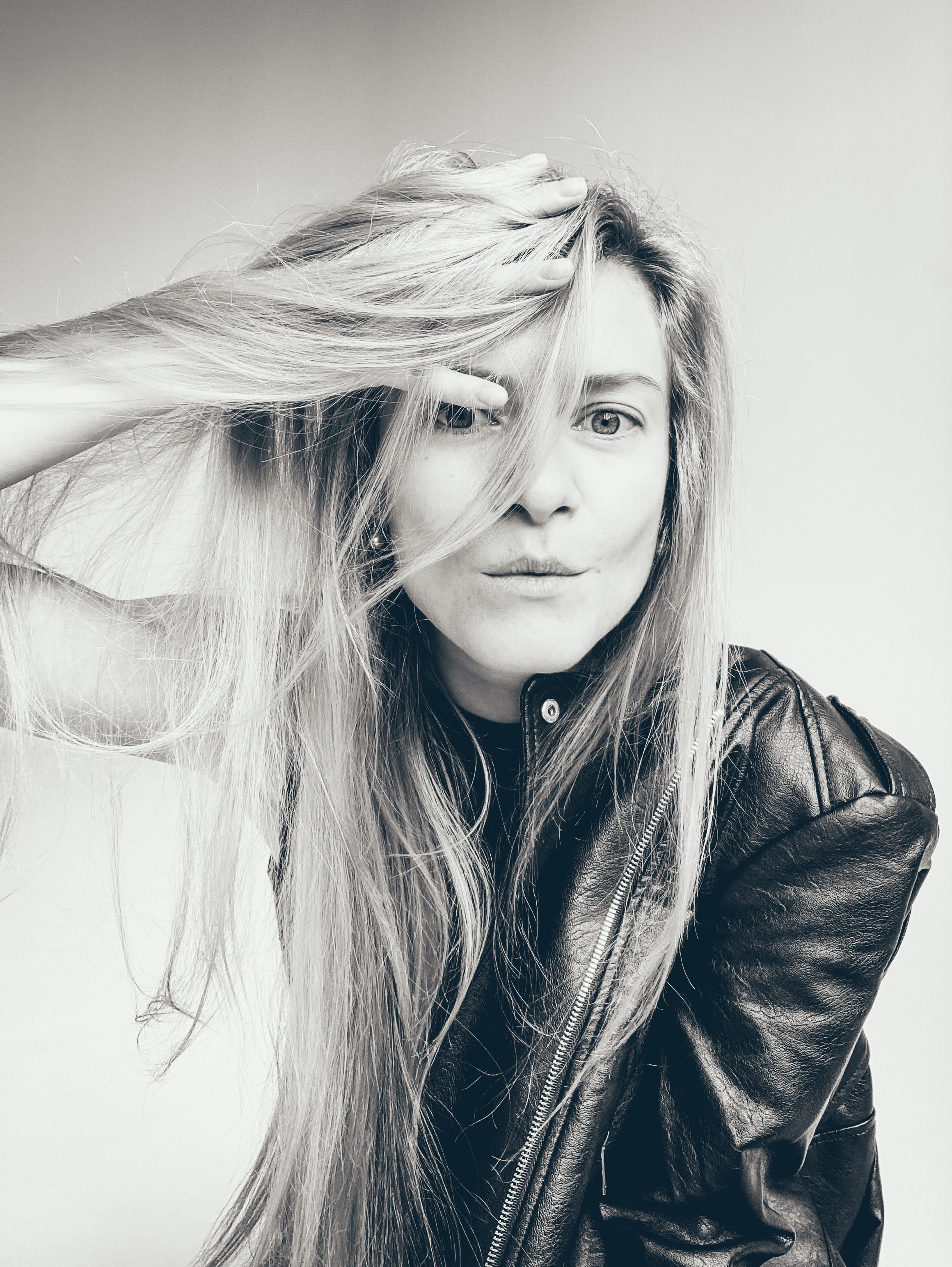 Portraits and photojournalistic photograph