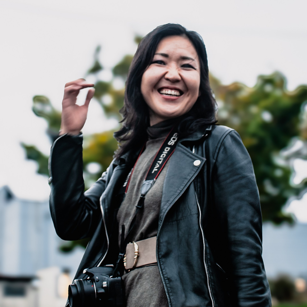 À propos. Photographe professionnelle à Poitiers, Tours et Châtellerault | Studio photo entre Poitiers et Tours – portraits, familles, entreprises, ma