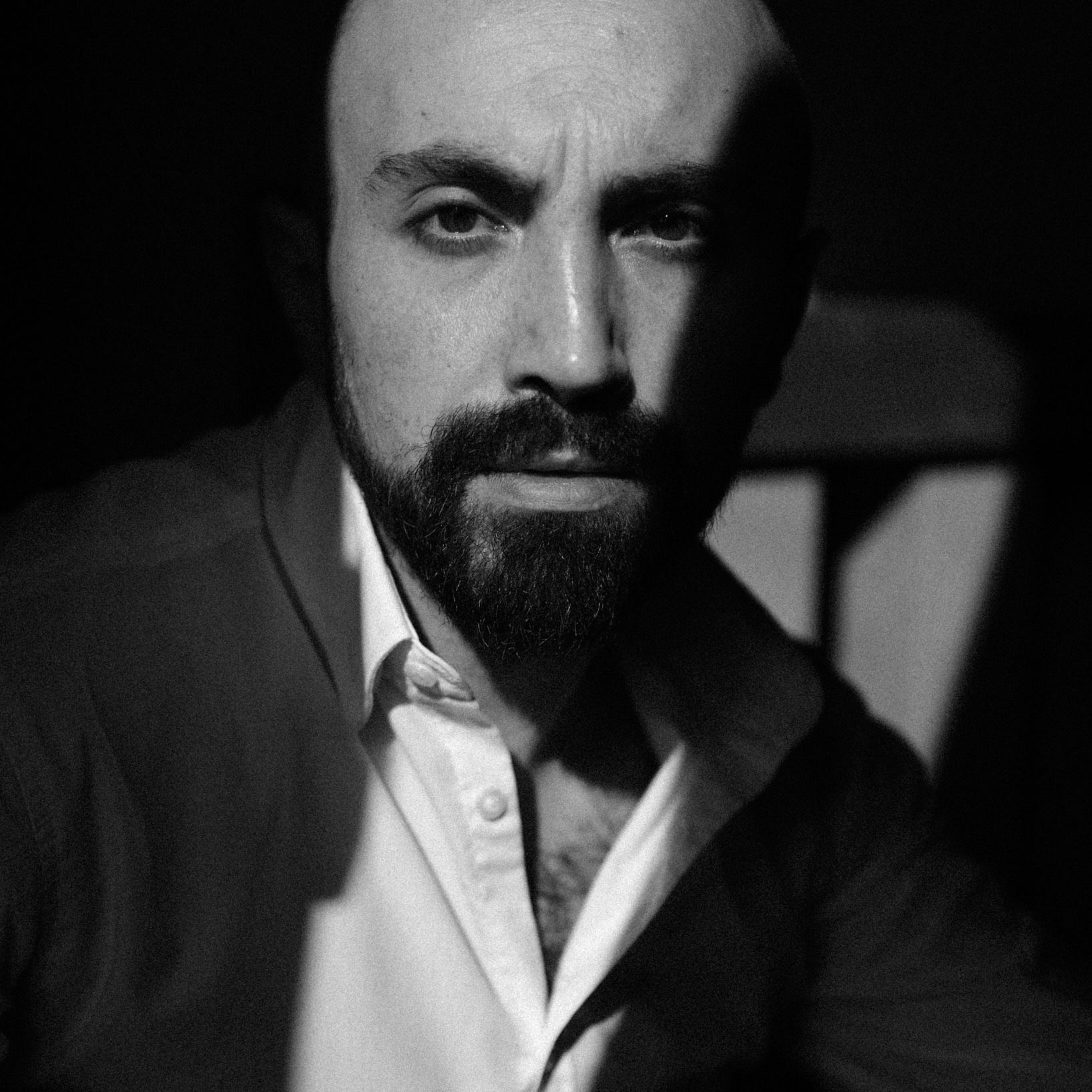 About Me. Portrait and commercial photographer in Yerevan Samvel Aghajanyan