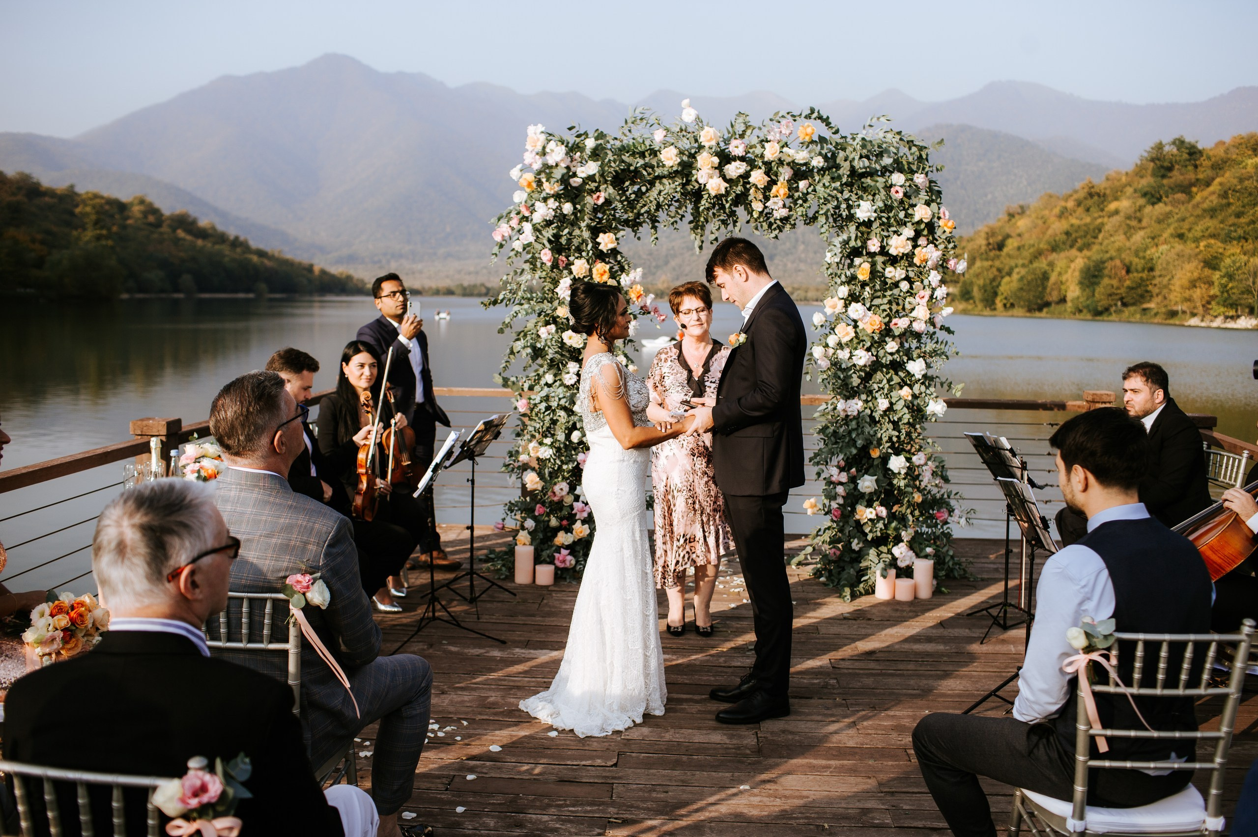 Церемония в красивом месте. Арт Ивент Студио — Самое рейтинговое свадебное агентство в Грузии