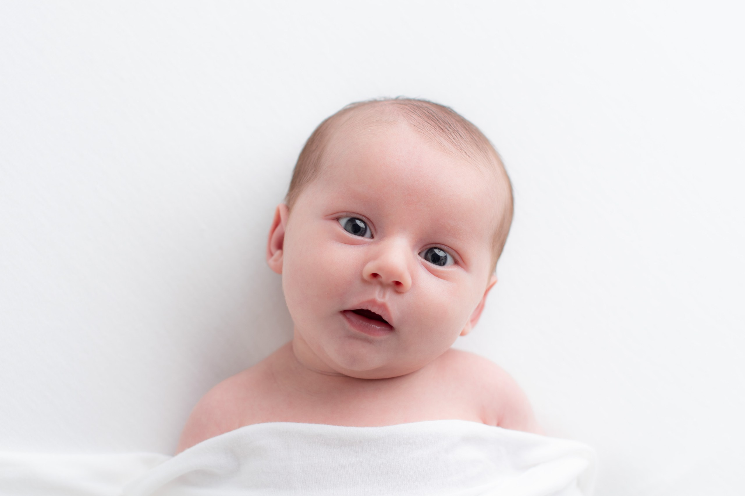 Les différents tarifs pour une séances de photo pour nouveau né. Photographe grossesse et nouveau-né a La Ciotat