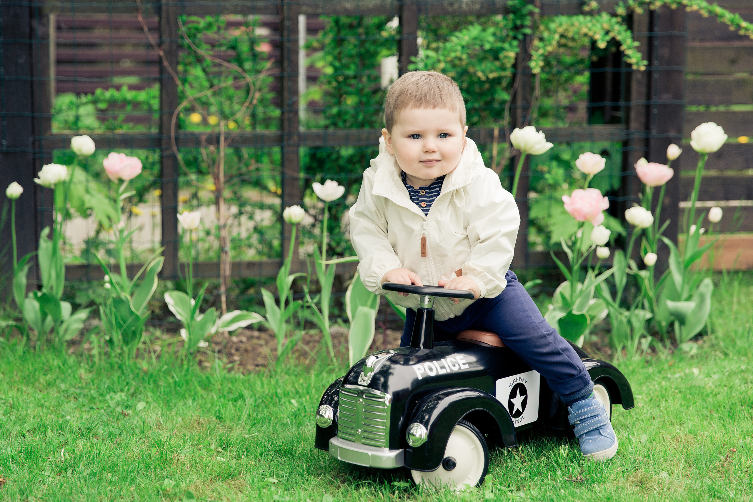 Nikolaksen 1-vuotiskuvaus|Helsinki