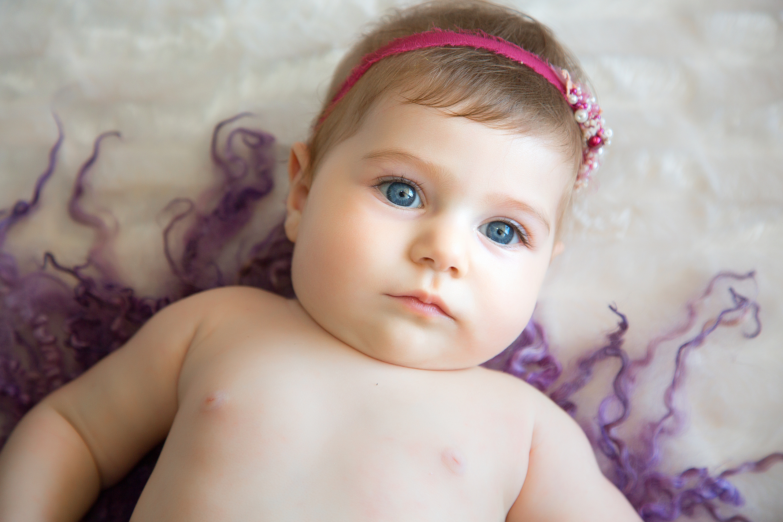 BEBE (3-10 mois). Photographe professionelle spécialisée dans la photographie de grosses