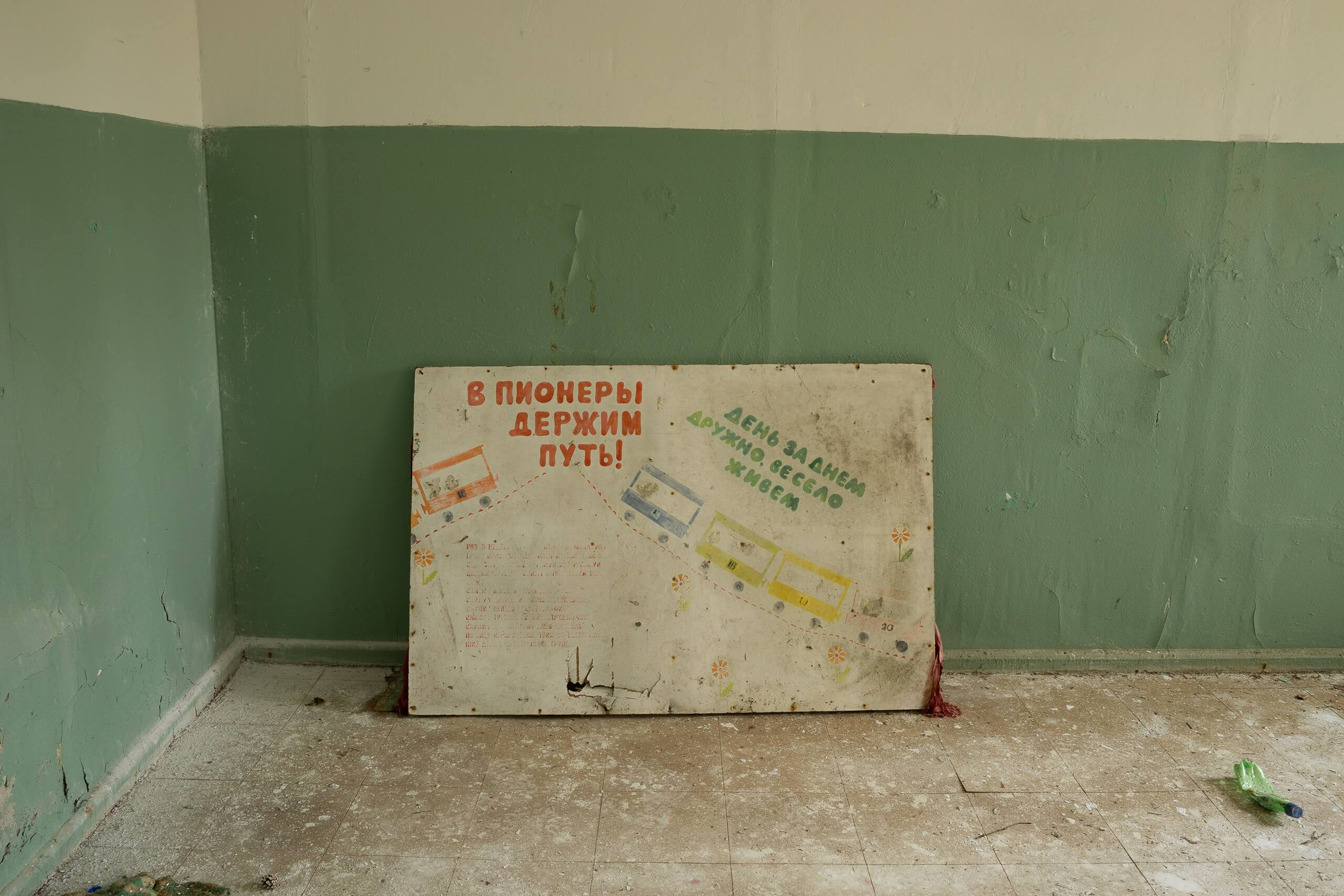 Одиссея Ленина. Документальный фотограф, преподаватель в Берлине Андрей Словолитов