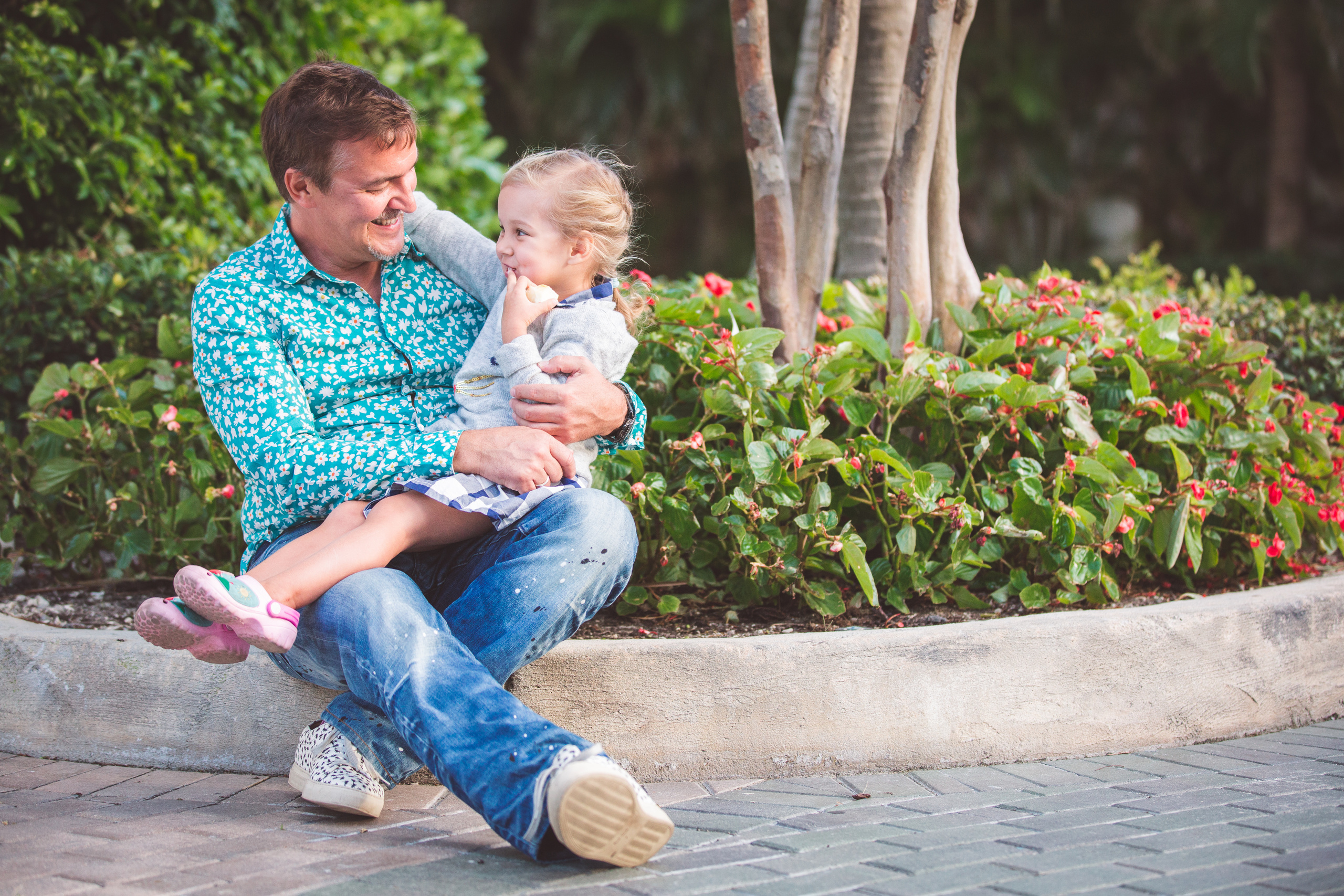 Family Photography Packages. Pet, Senior, Landscape, portrait studio, photographer in Miami and Sou