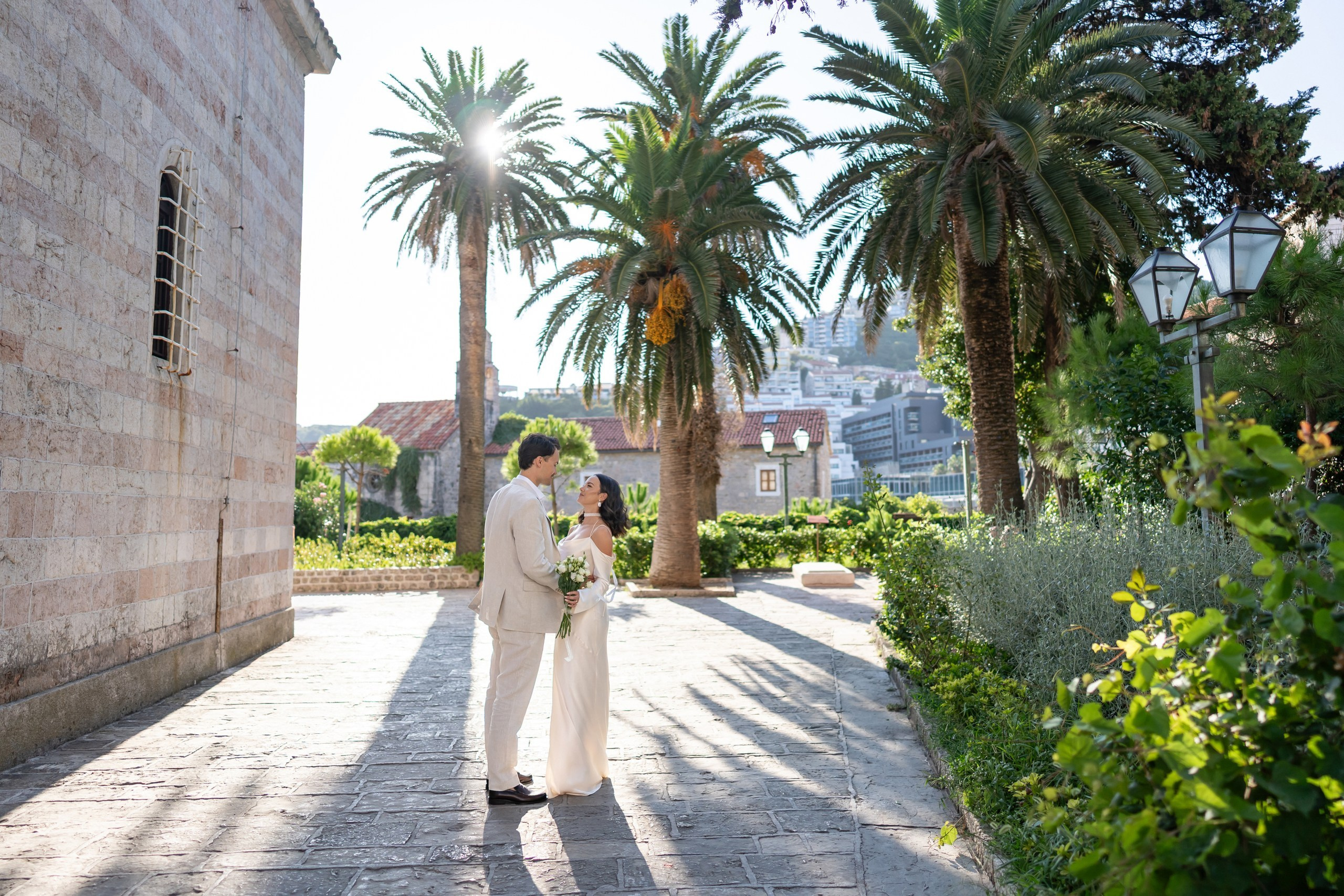 Photographer in Budva: couple, family & wedding shoots