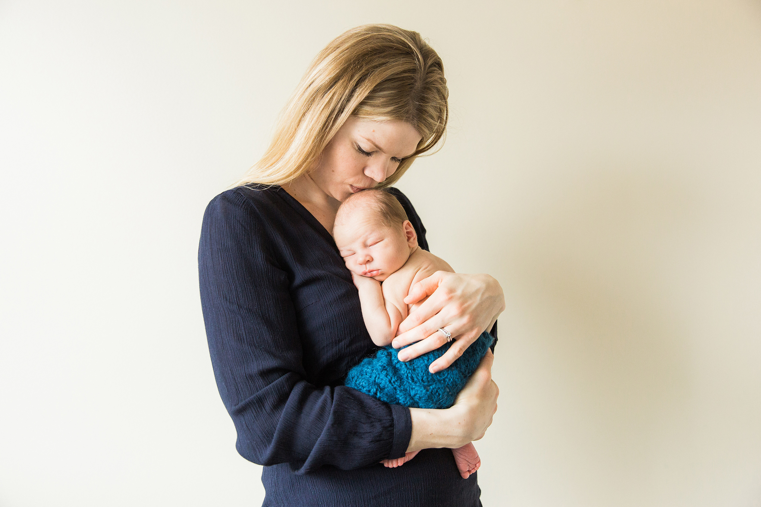 Newborn valokuvaus Espoo