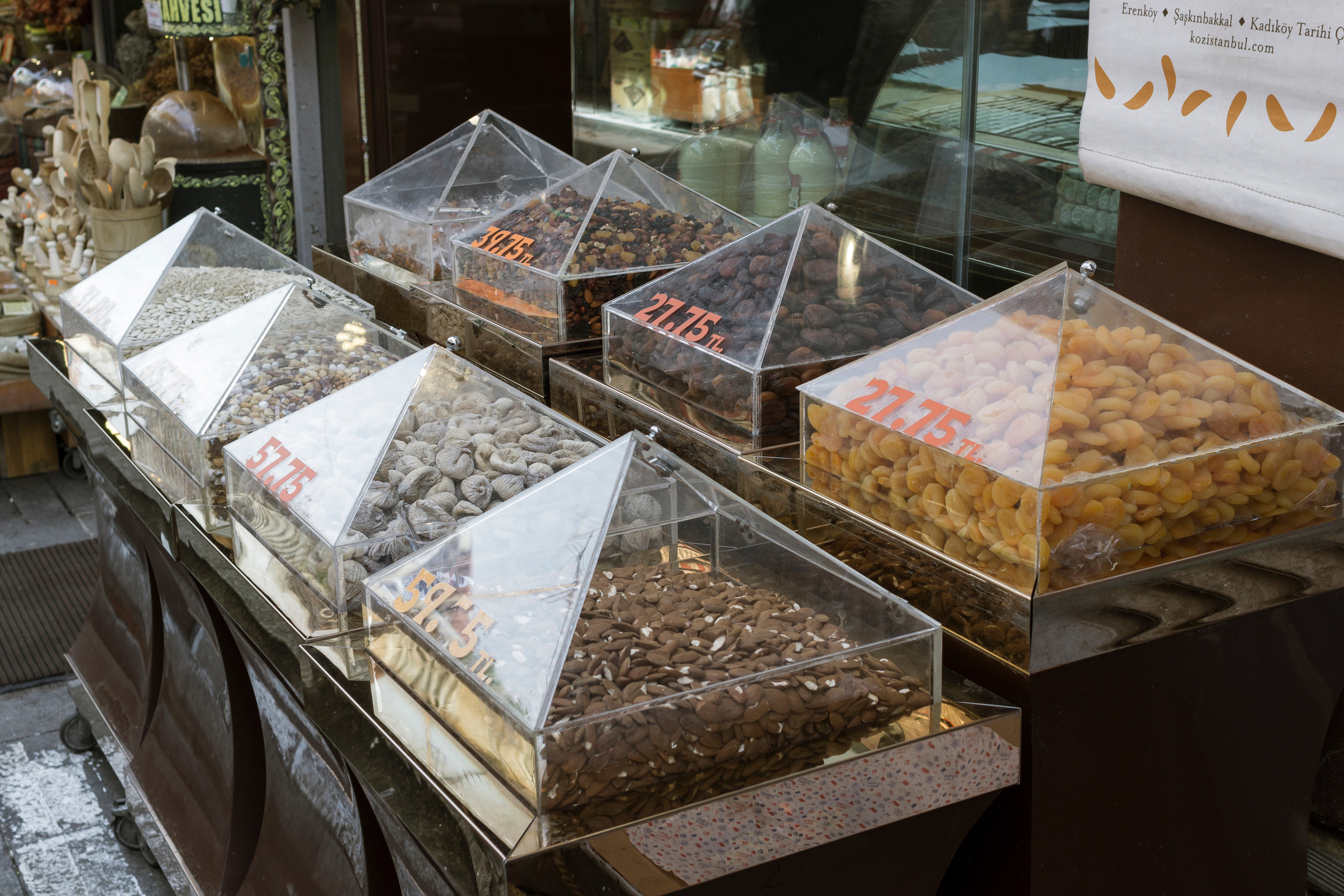 Istambul. Photographer ~ based in vilnius ~