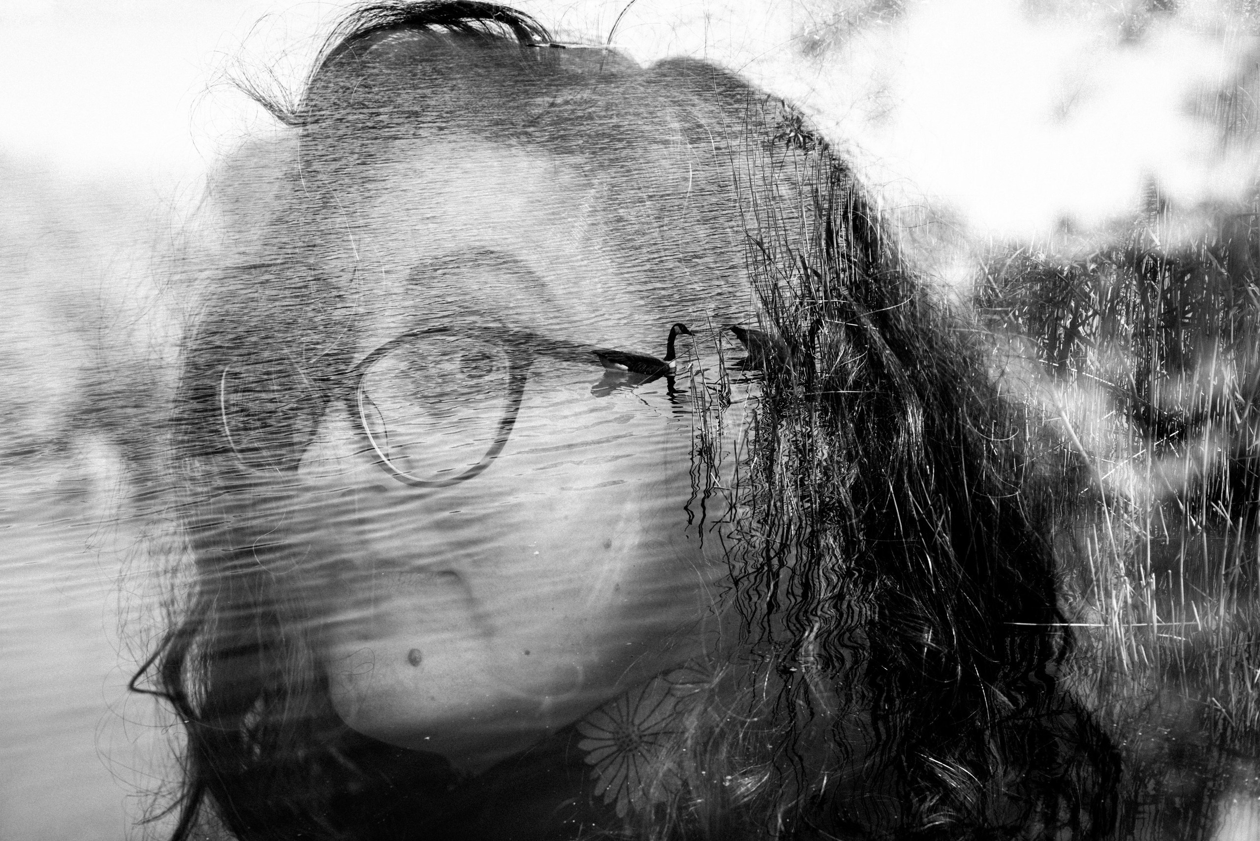 Contacts. Victoria Dini. Art photography in London / Folkestone, UK