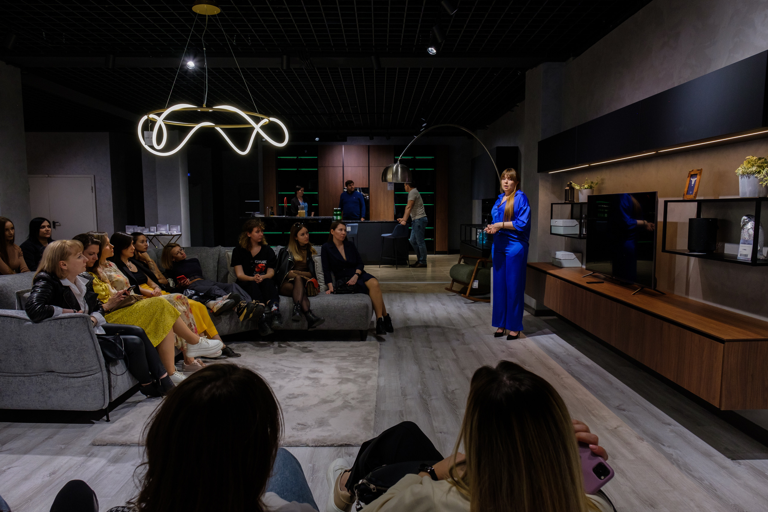 Репортажная съемка мероприятий, конференций, семинаров, корпоративных мероприятий 