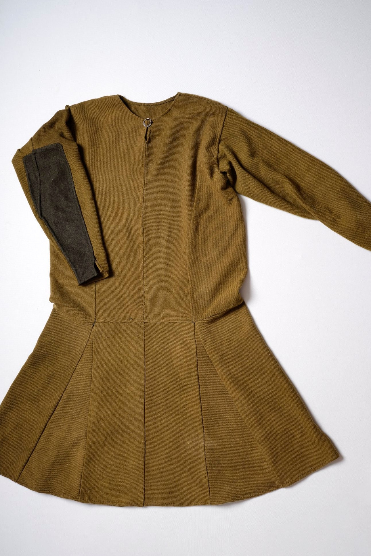 Мужские рубахи и туники в Северной Европе раннего Средневековья (IX–XI вв.). מועדון השחזור ההיסטורי “נורטמן”