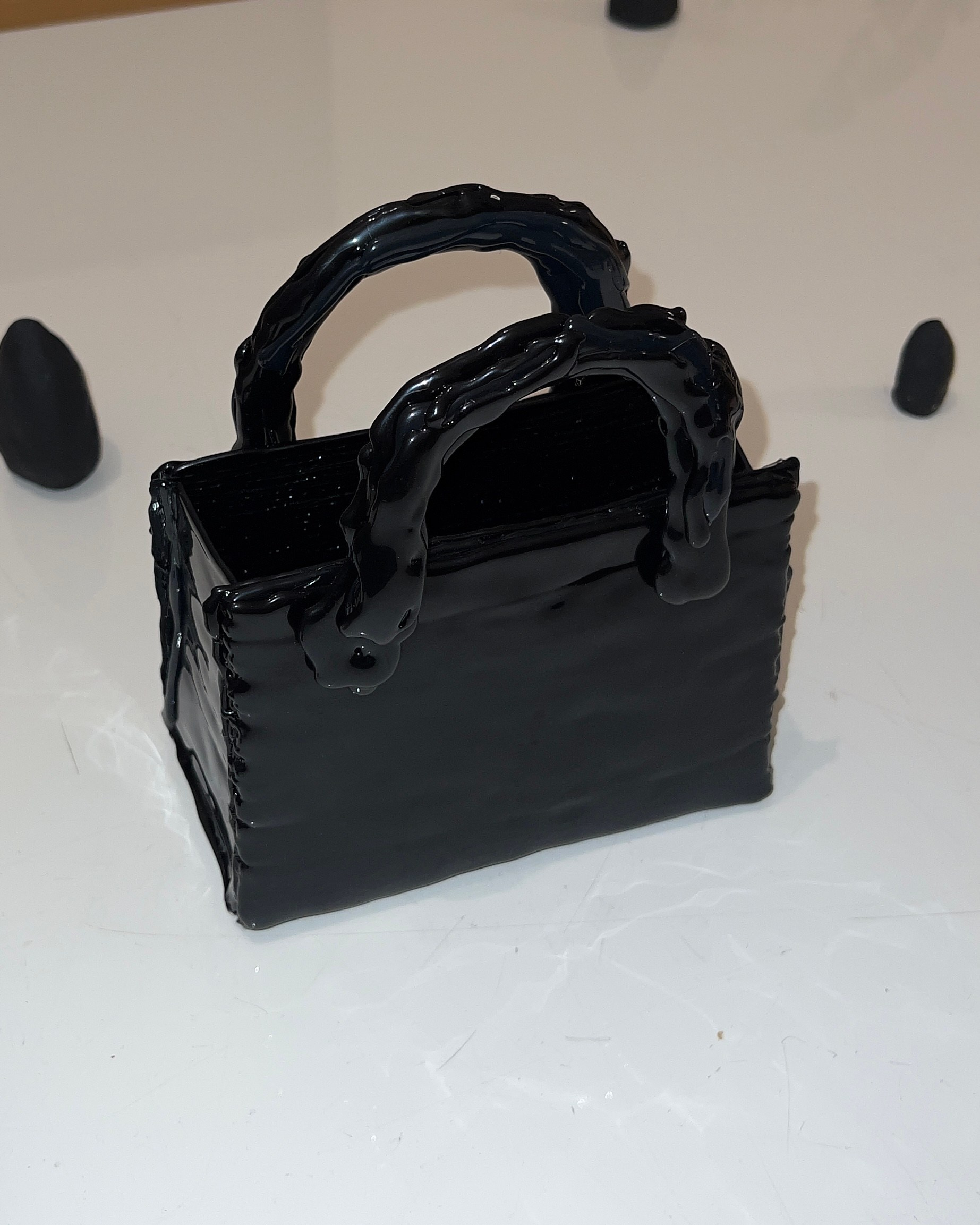 SCULPTURE. Contemporary artist in New York City Lilia Ana