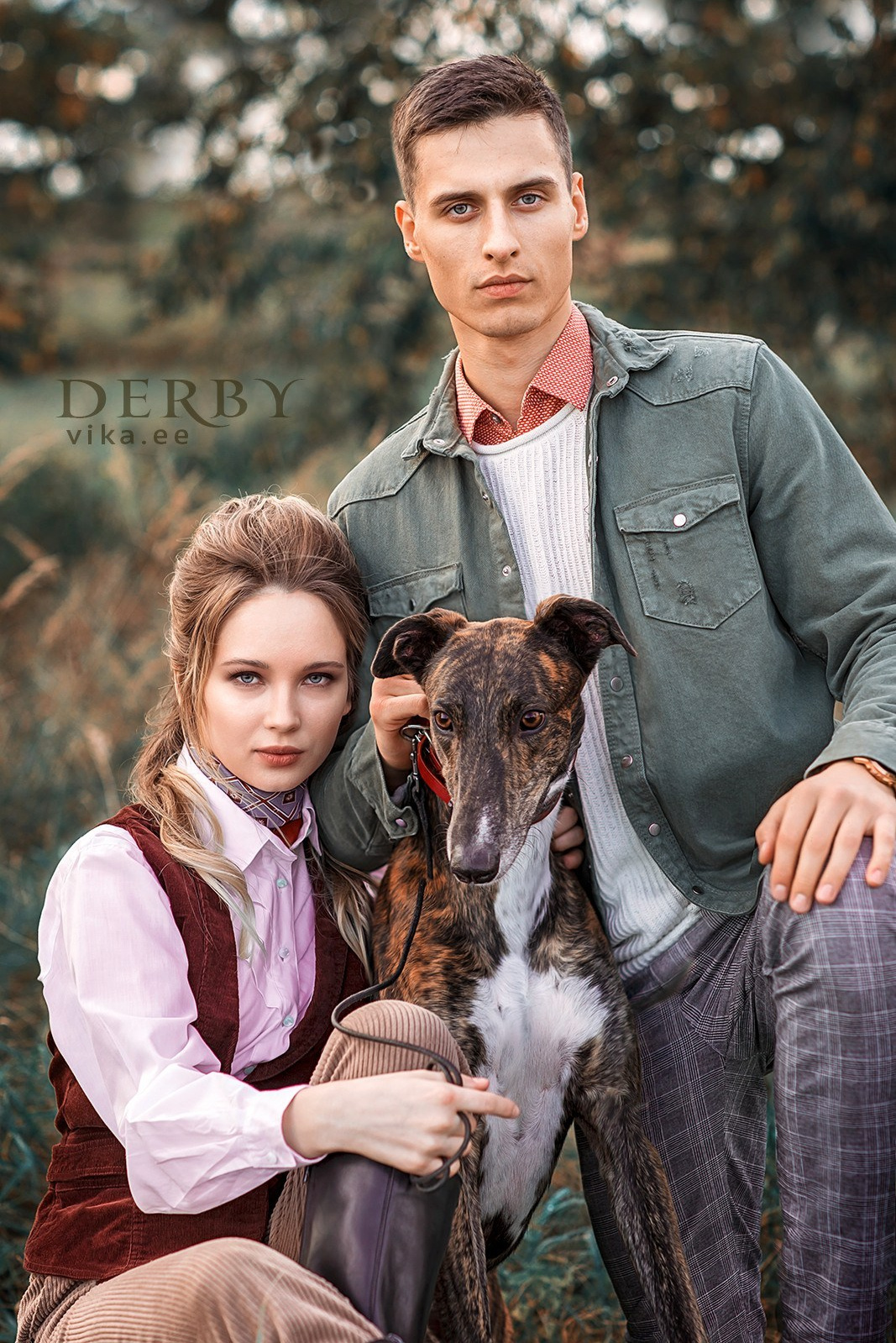 Семейная фотосессия с борзой в старинном стиле, образы аристократов
