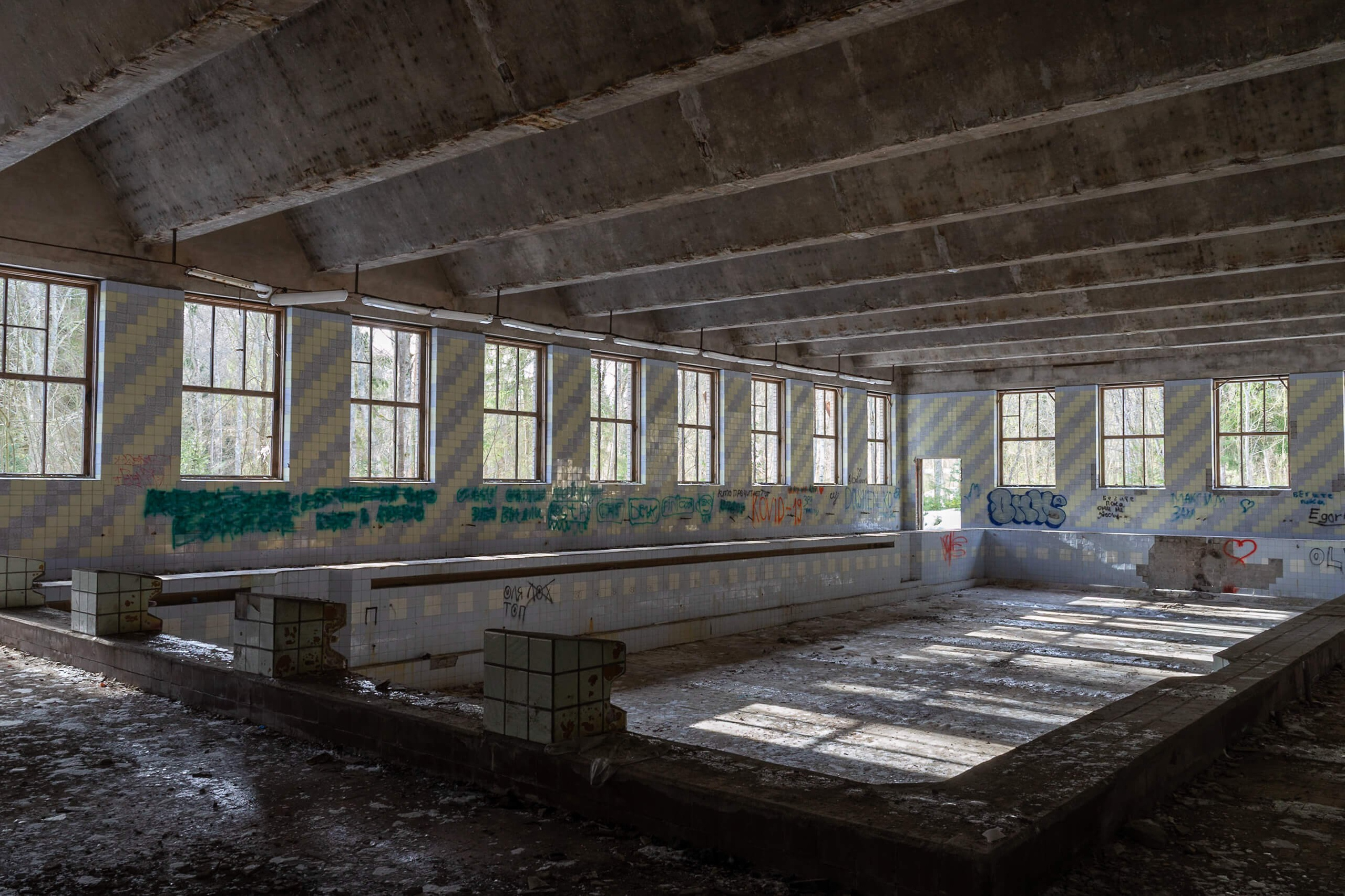 Одиссея Ленина. Документальный фотограф, преподаватель в Берлине Андрей Словолитов