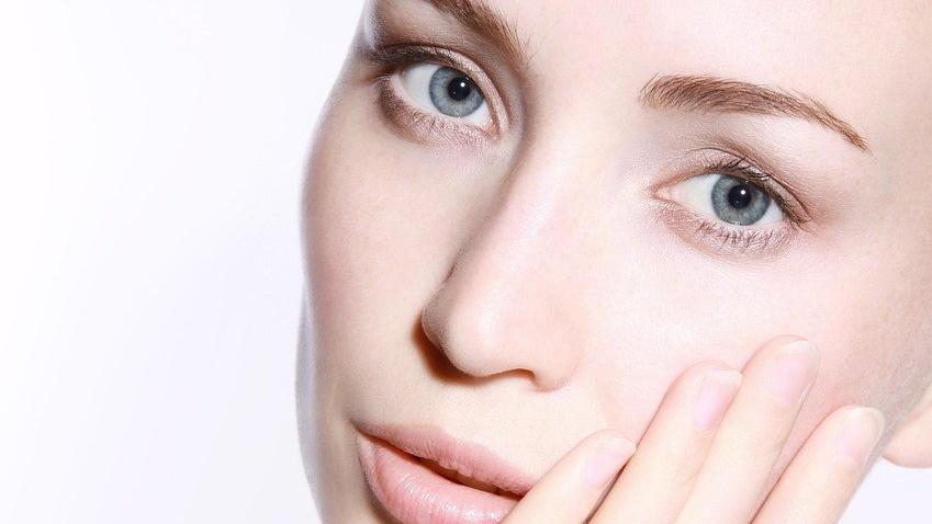 Articole frumusete. Makeup artist, artist sprancene si laminare in Cluj-Napoca | Anca Vasilie
