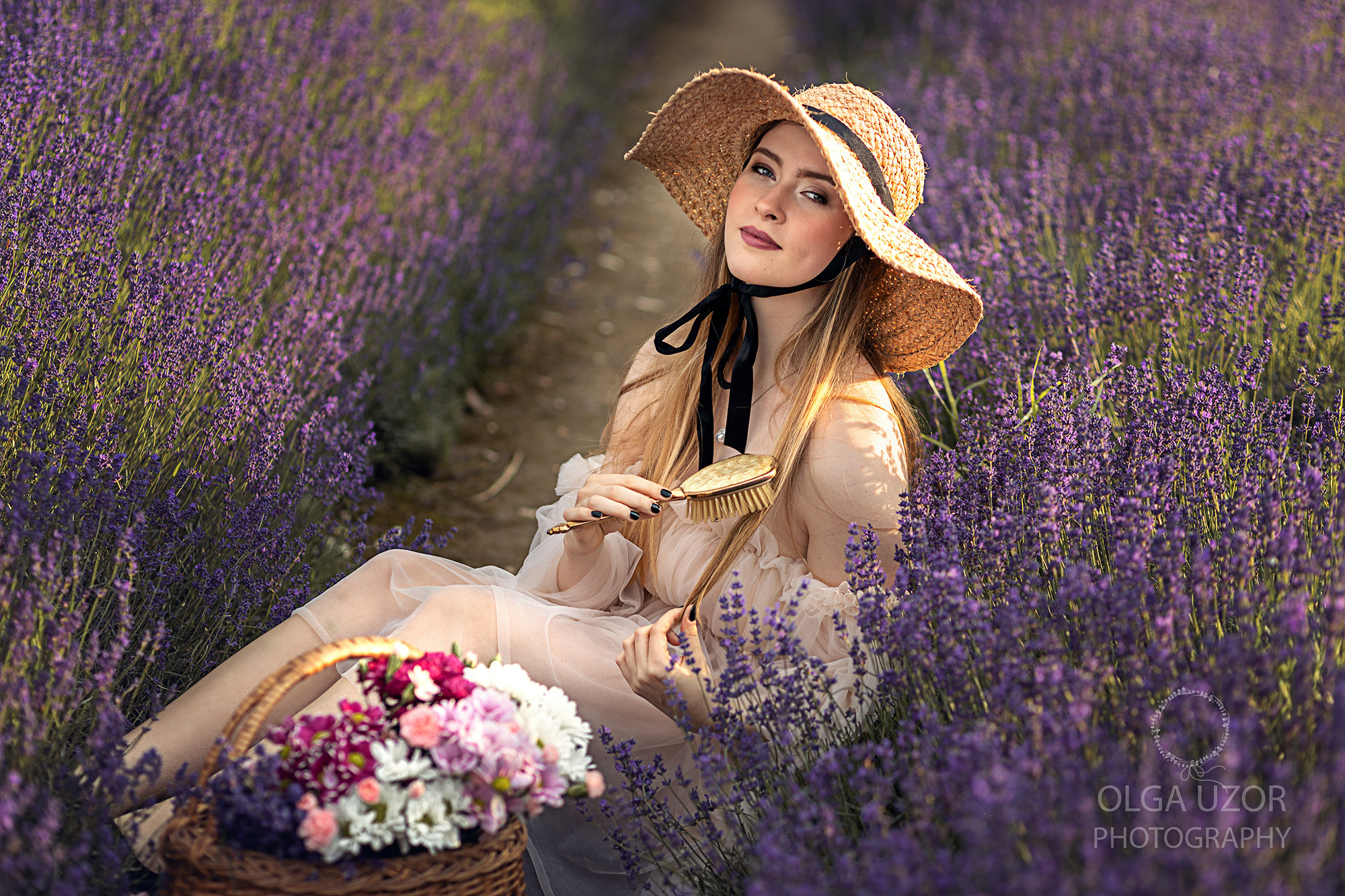 Hitchin Lavender photoshoot. Stevenage, Hertfordshire family and newborn photographer