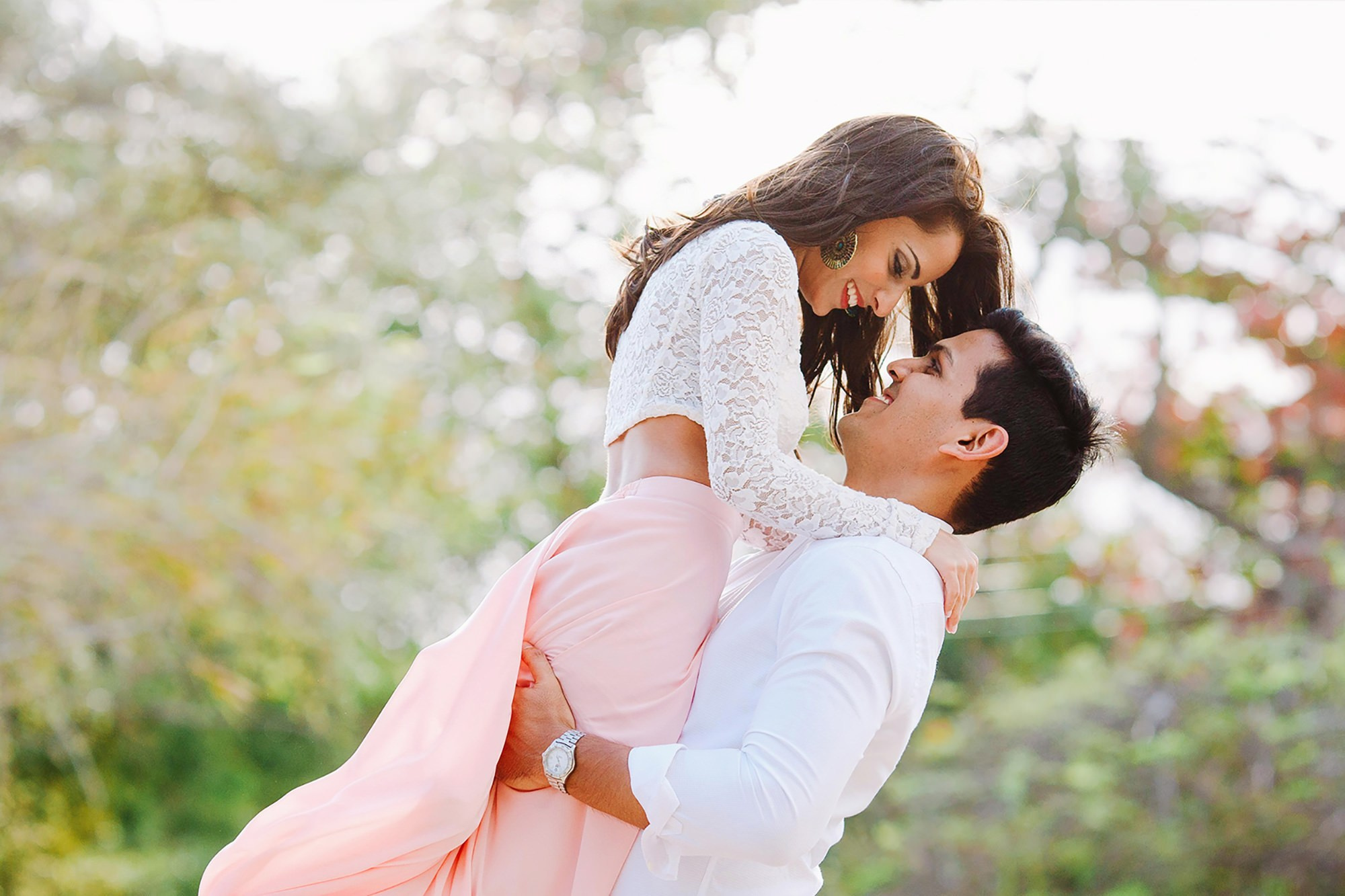Joy-filled lift during a post-wedding shoot in Mombasa. Maiafreia photography brings out the passion and playfulness of Kenyan love stories through lens and heart.