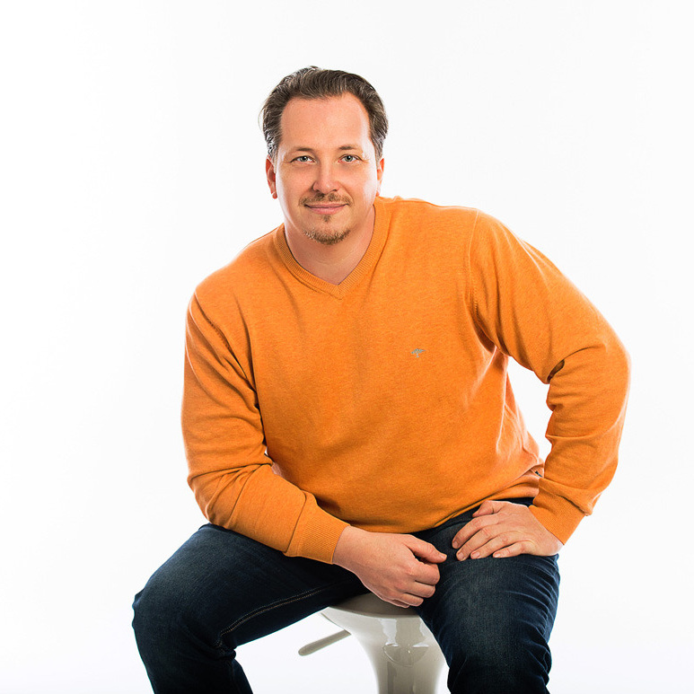 О нас. Studio Photomax — Максим Приходнюк контентный, семейный, свадебный и р