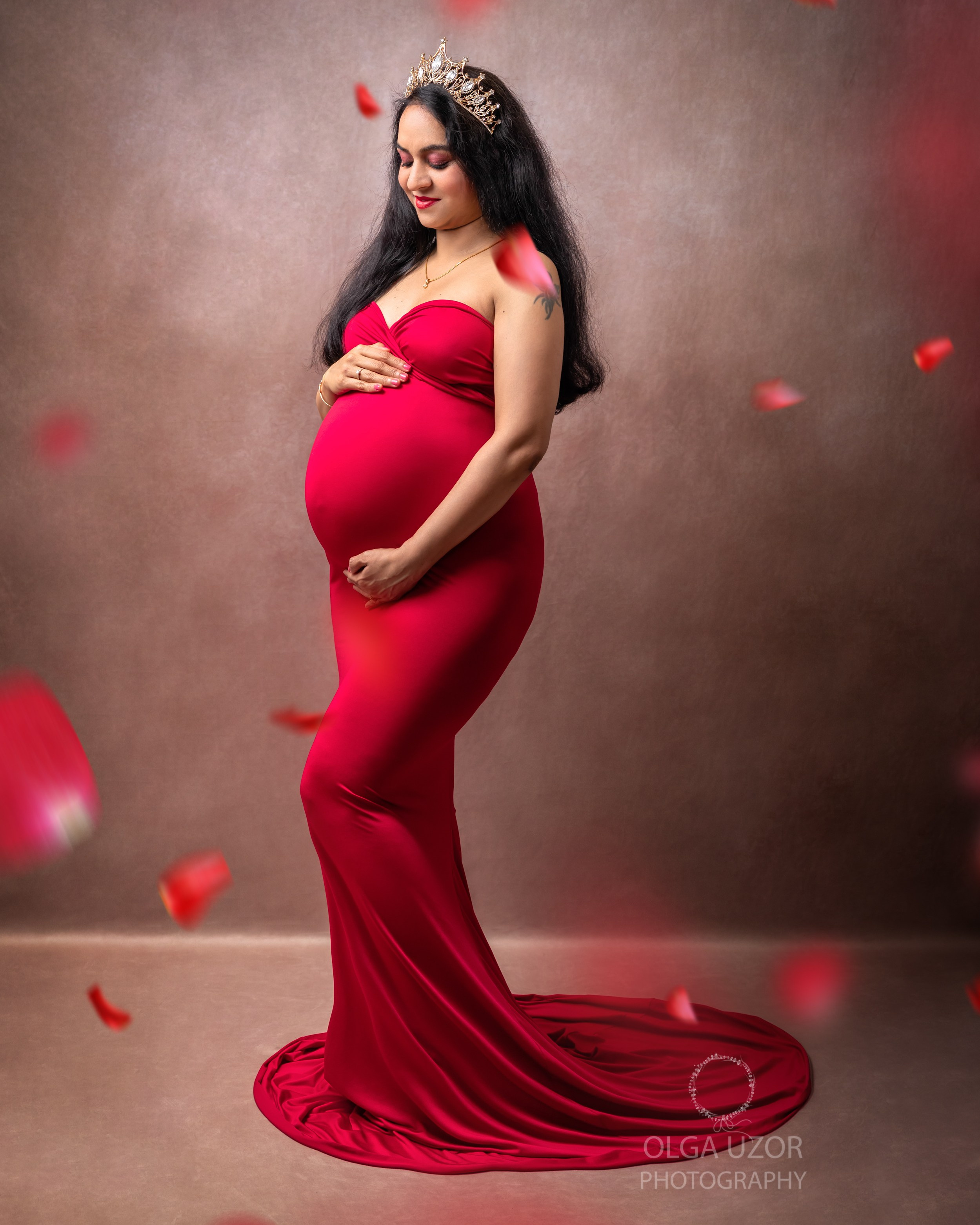 Dresses. Stevenage, Hertfordshire family, maternity and newborn photographer