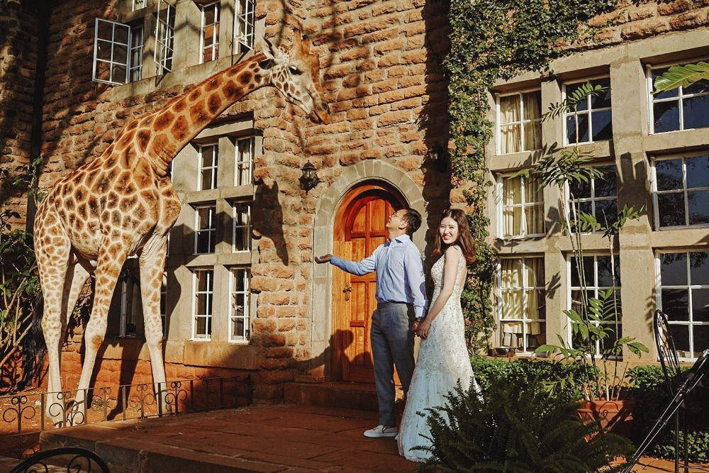 Stylish safari wedding photo at Giraffe Manor Kenya