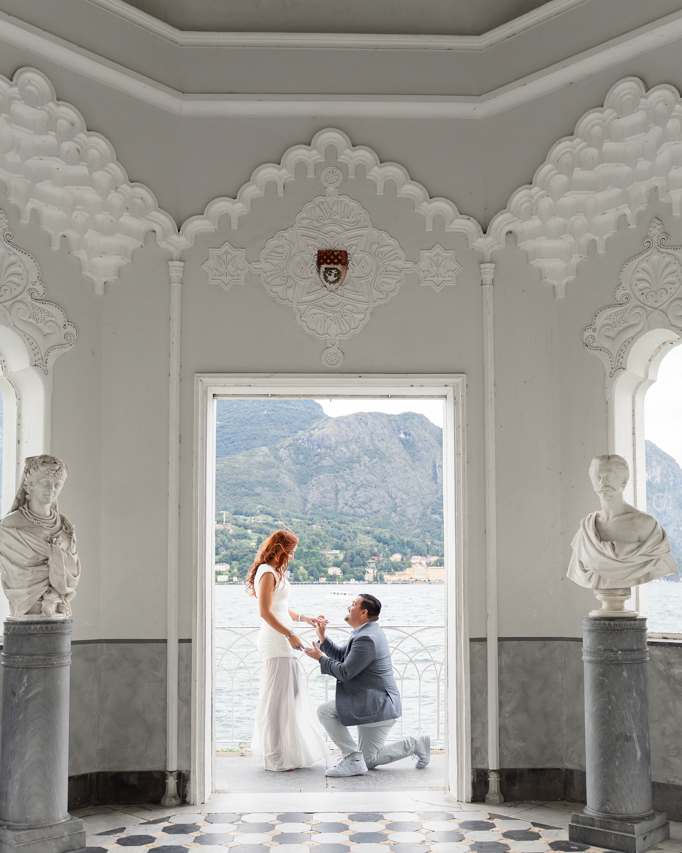 Lake Como Proposal Ideas. Proposal Photographer in Lake Como