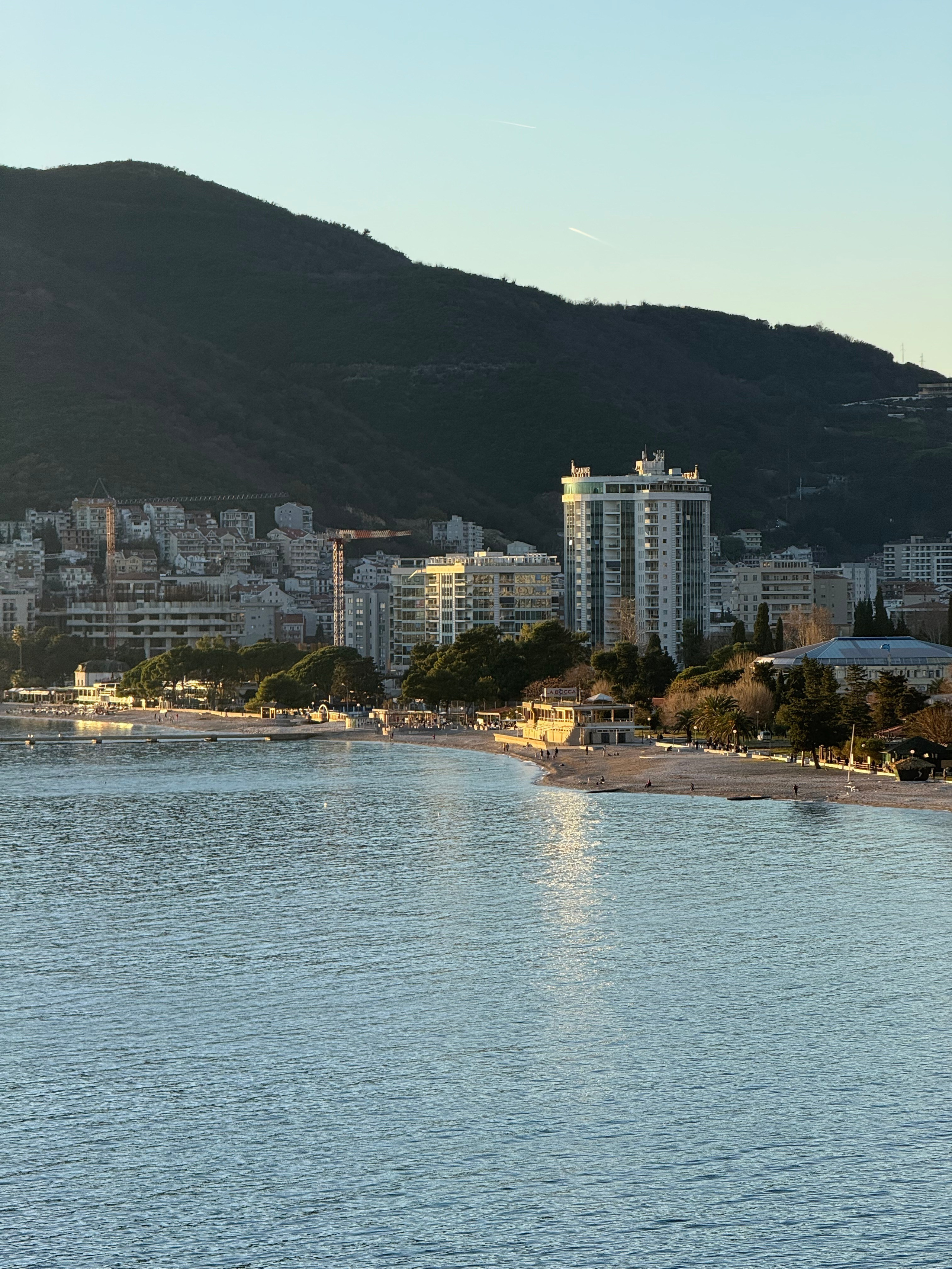 The top 5 beaches in Budva that you need to visit