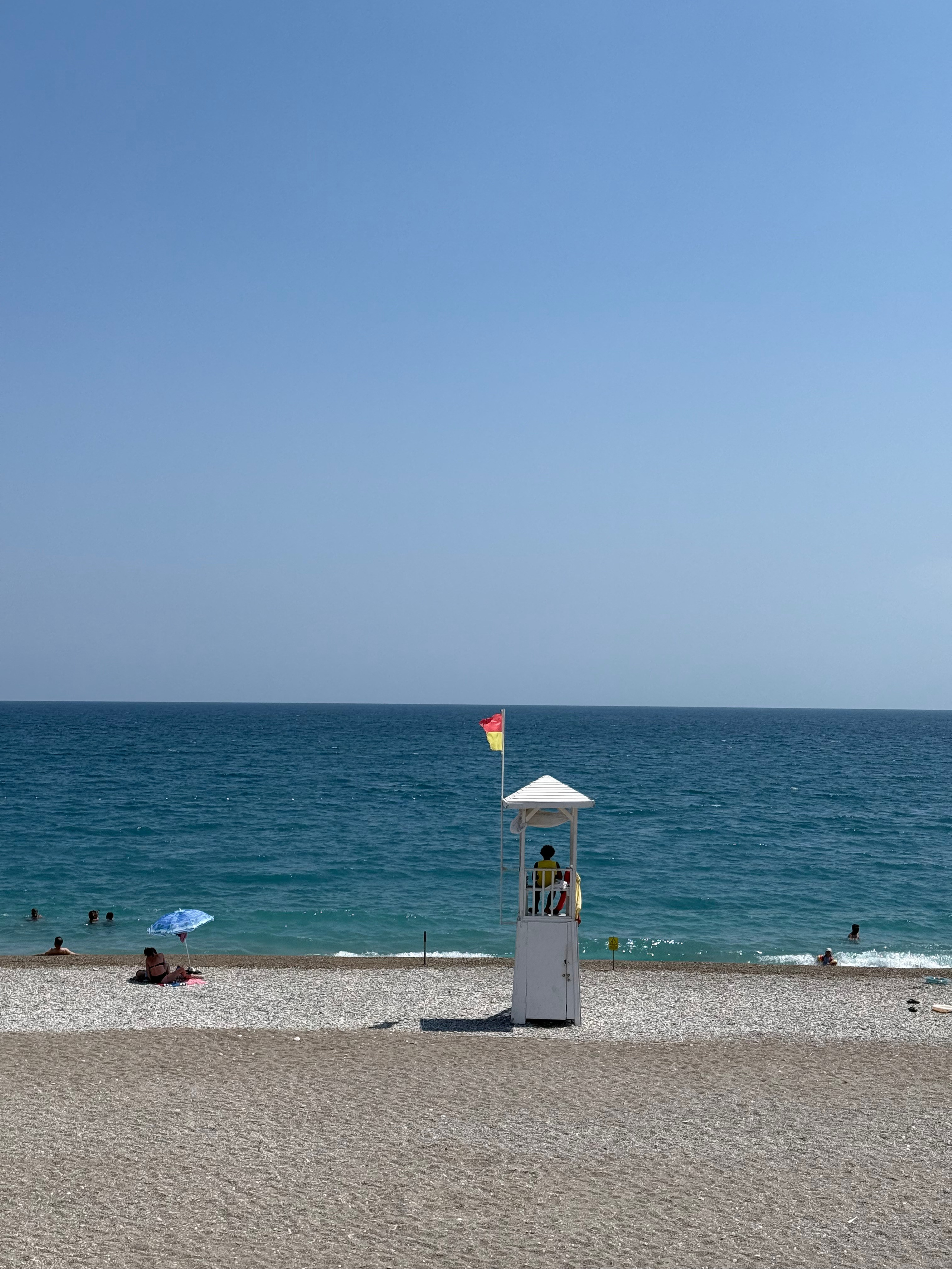 9 Tage in der Türkei: Entspannt und locker. Zwei Tage in jeder Stadt: Istanbul, Antalya, Kaş und ein Villenaufenthalt mit Bergblick