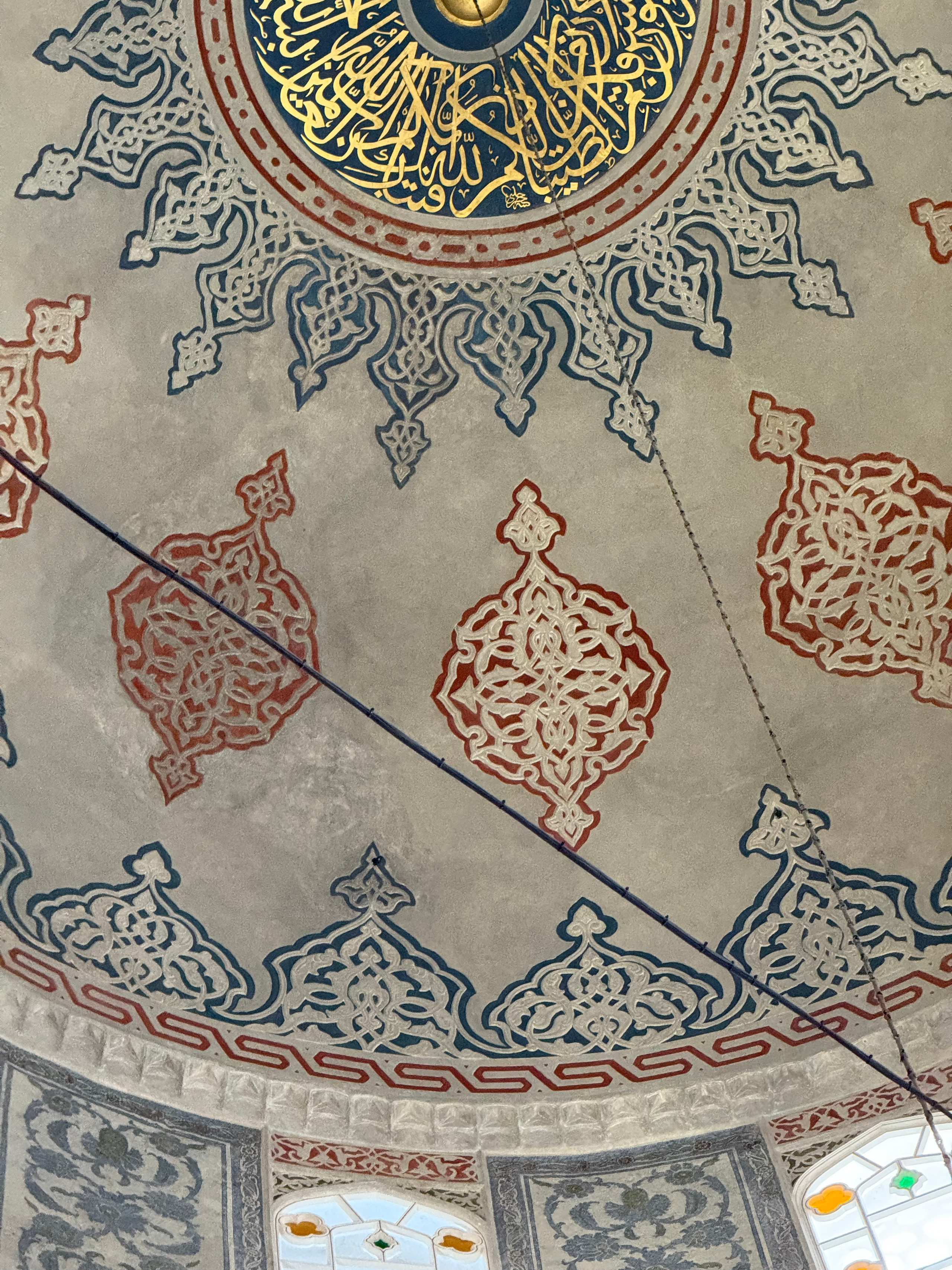 9 Tage in der Türkei: Entspannt und locker. Zwei Tage in jeder Stadt: Istanbul, Antalya, Kaş und ein Villenaufenthalt mit Bergblick