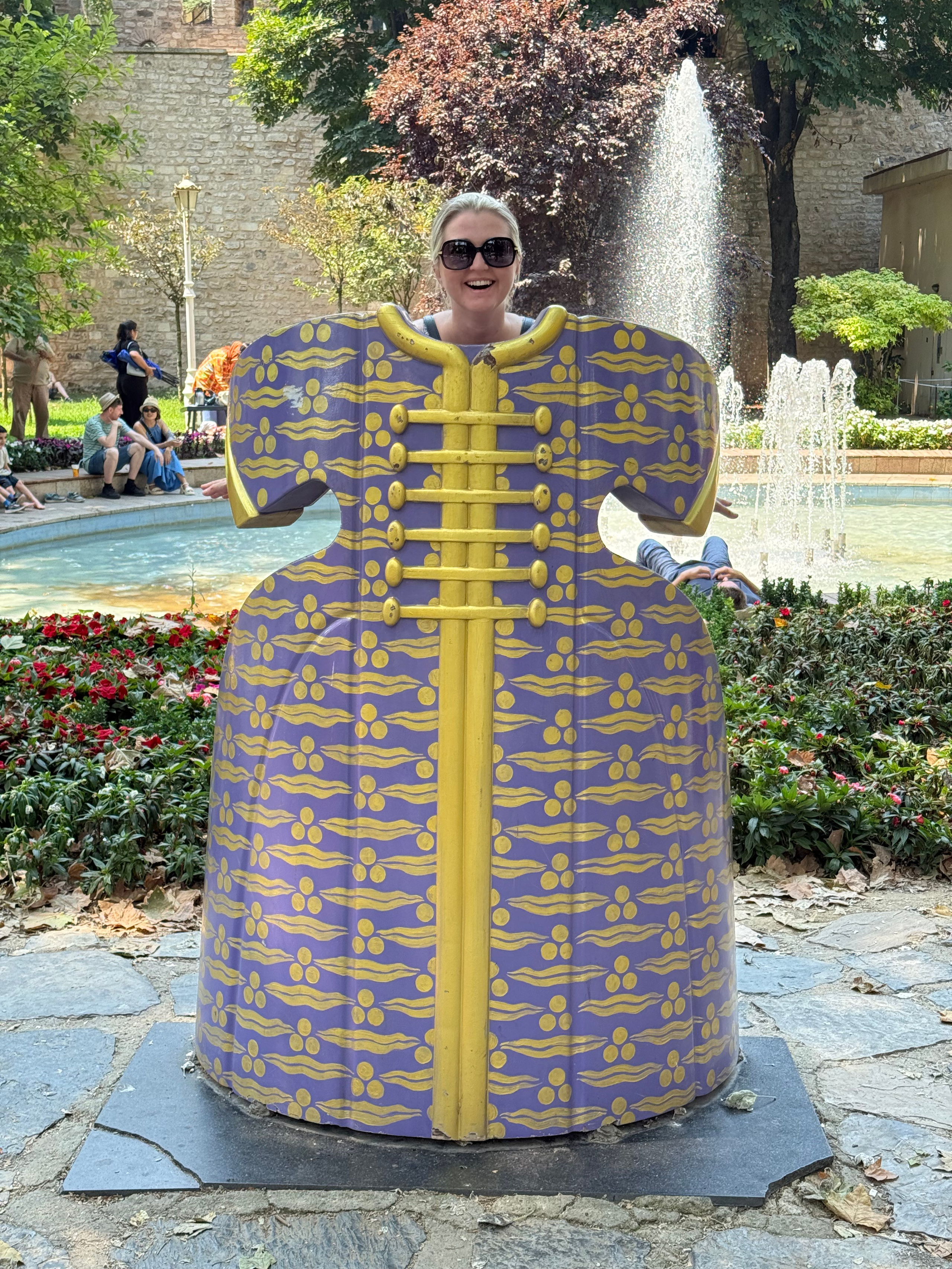 9 Tage in der Türkei: Entspannt und locker. Zwei Tage in jeder Stadt: Istanbul, Antalya, Kaş und ein Villenaufenthalt mit Bergblick