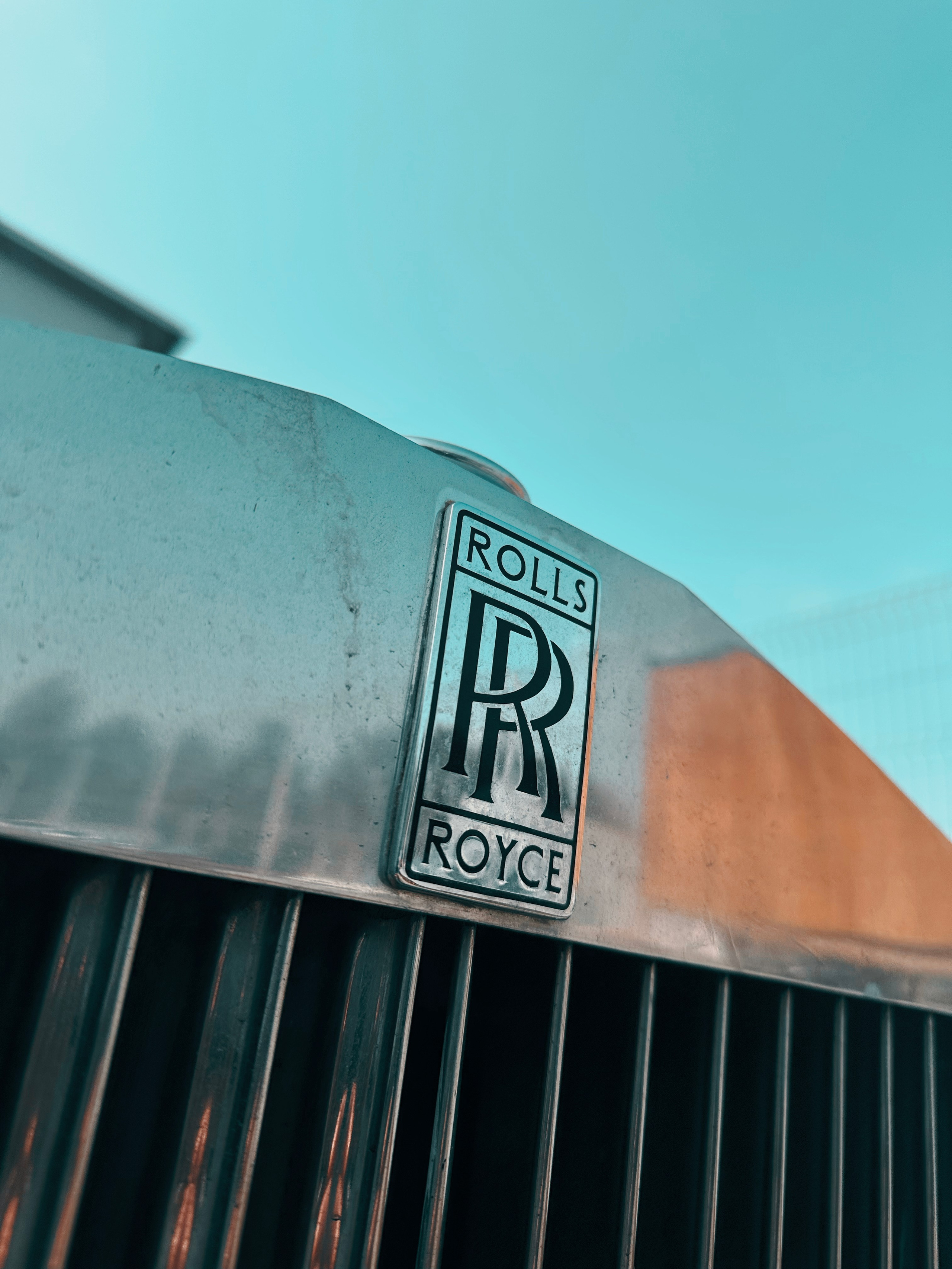 Редкая версия Rolls-Royce Silver Shadow Corniche, коллекционная модель высшего класса