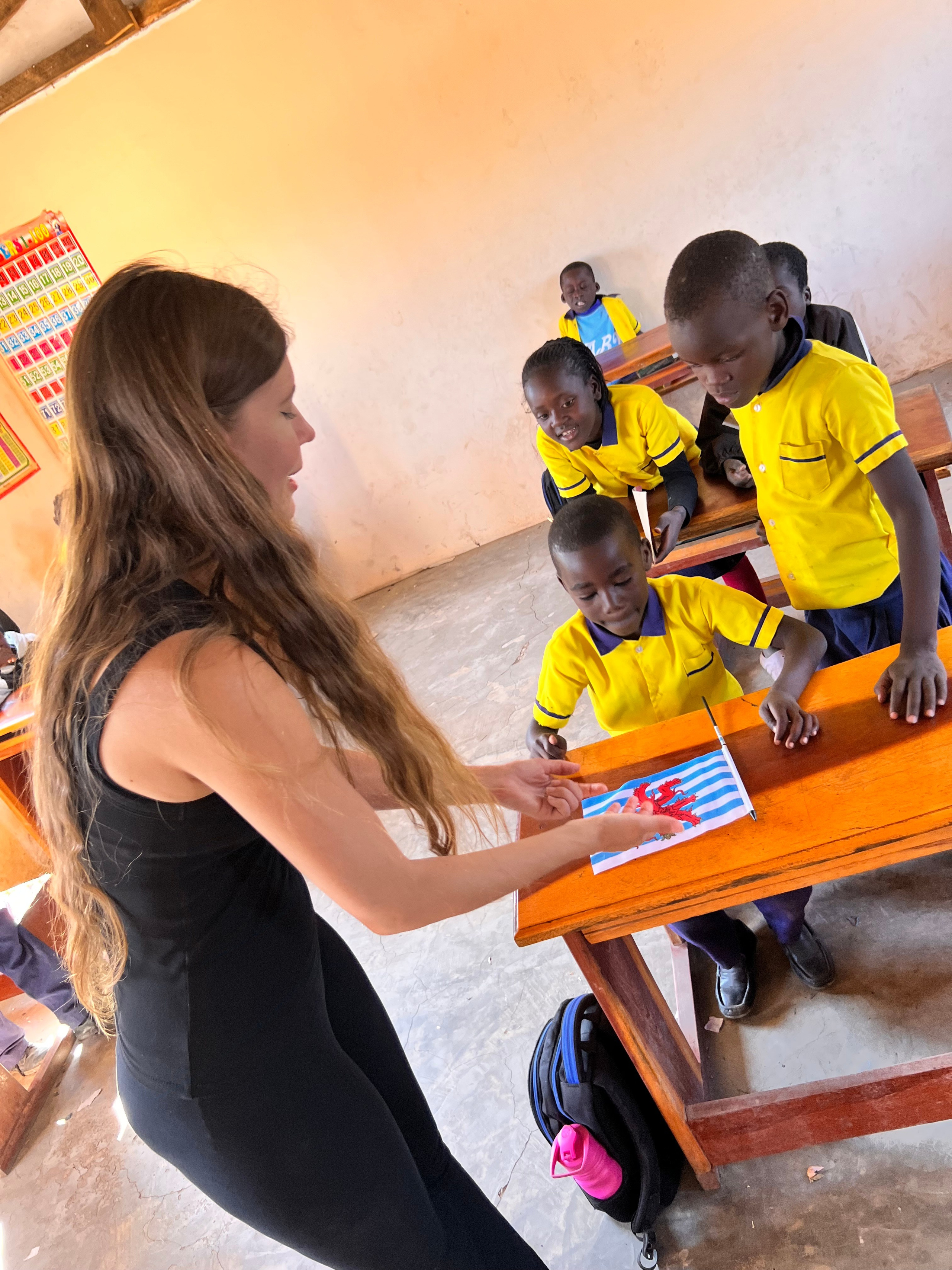 Tusoleke Trust School. Милок и Кирок это позитивные и реальные персоны из Люксембурга, много