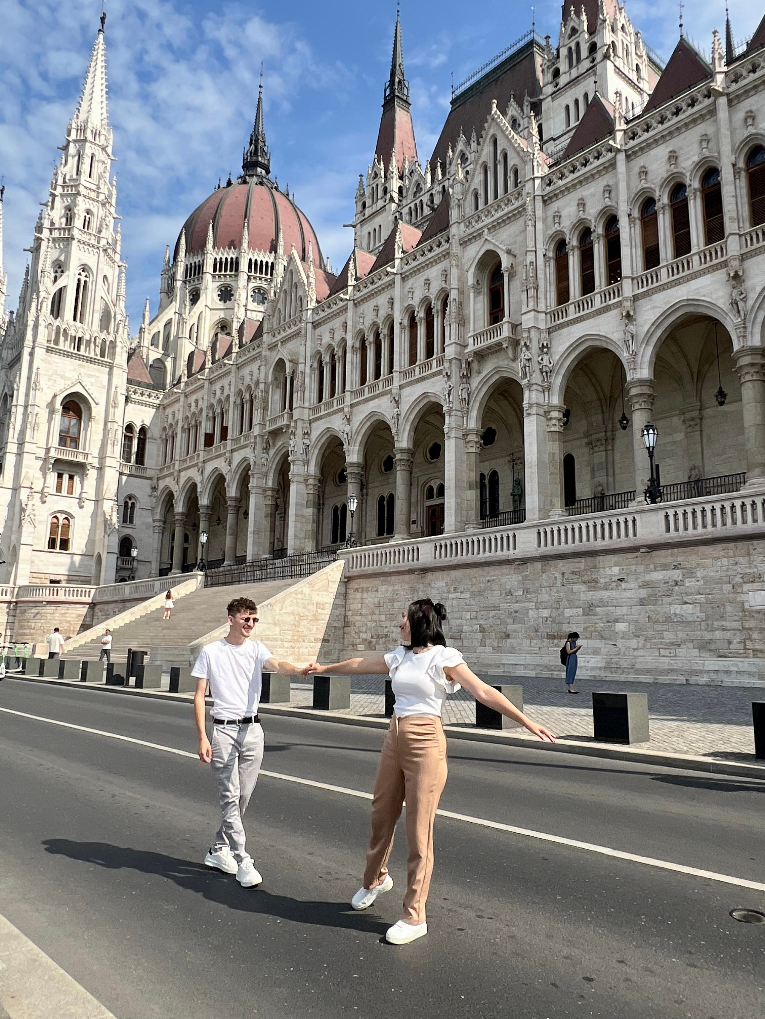 Contact. Foto / Video nunta Deva, Hunedoara