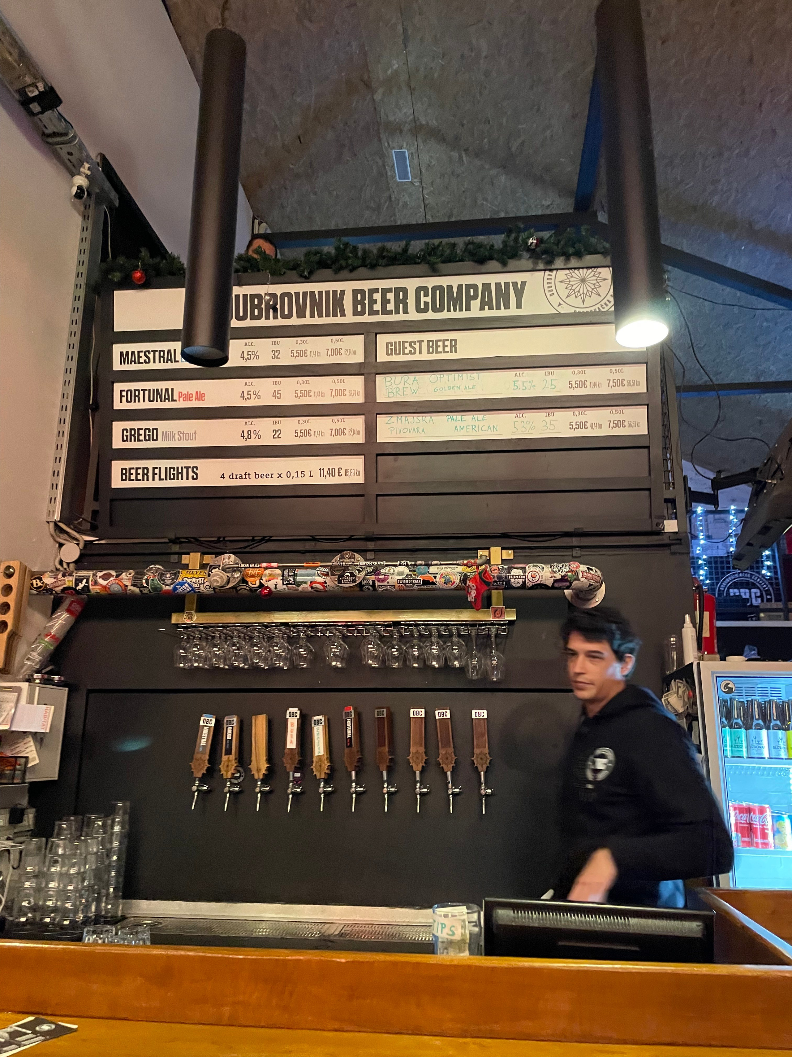 We rijden van Montenegro naar Portugal