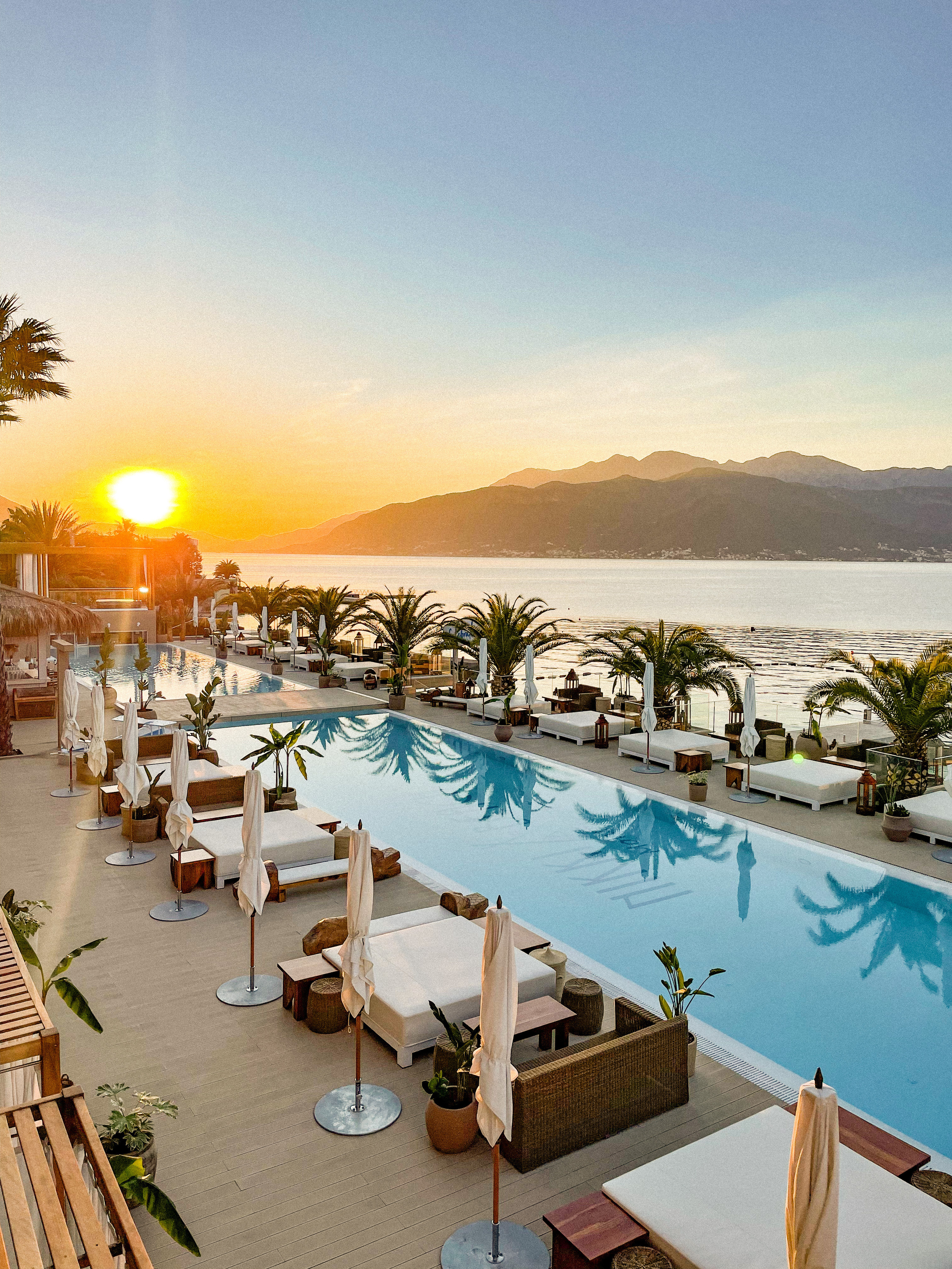 Top der besten Strände in Montenegro - Luxuriöse Beach-Clubs der Adria