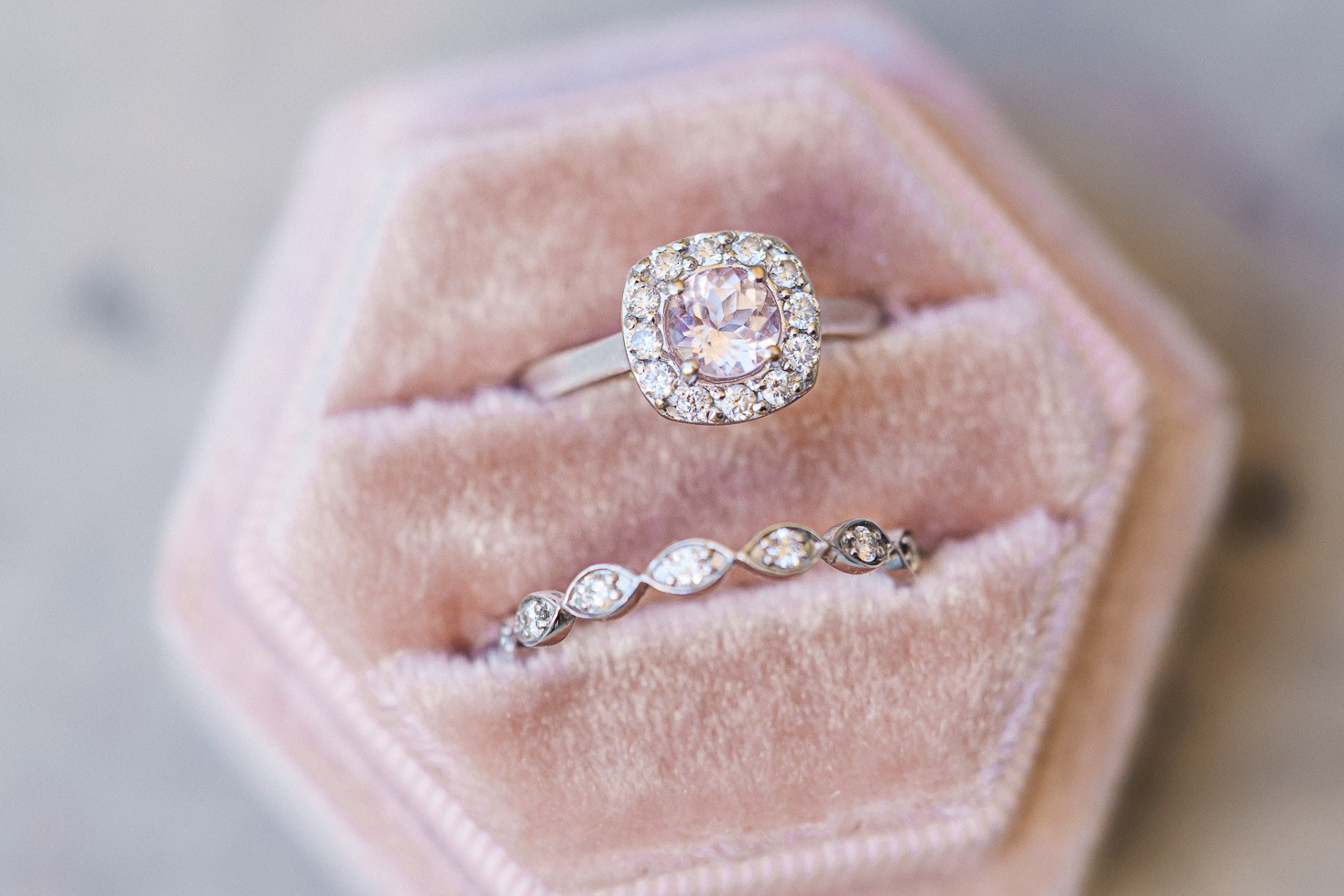 How to Choose the Perfect Wedding Ring | Studio Happy Moment